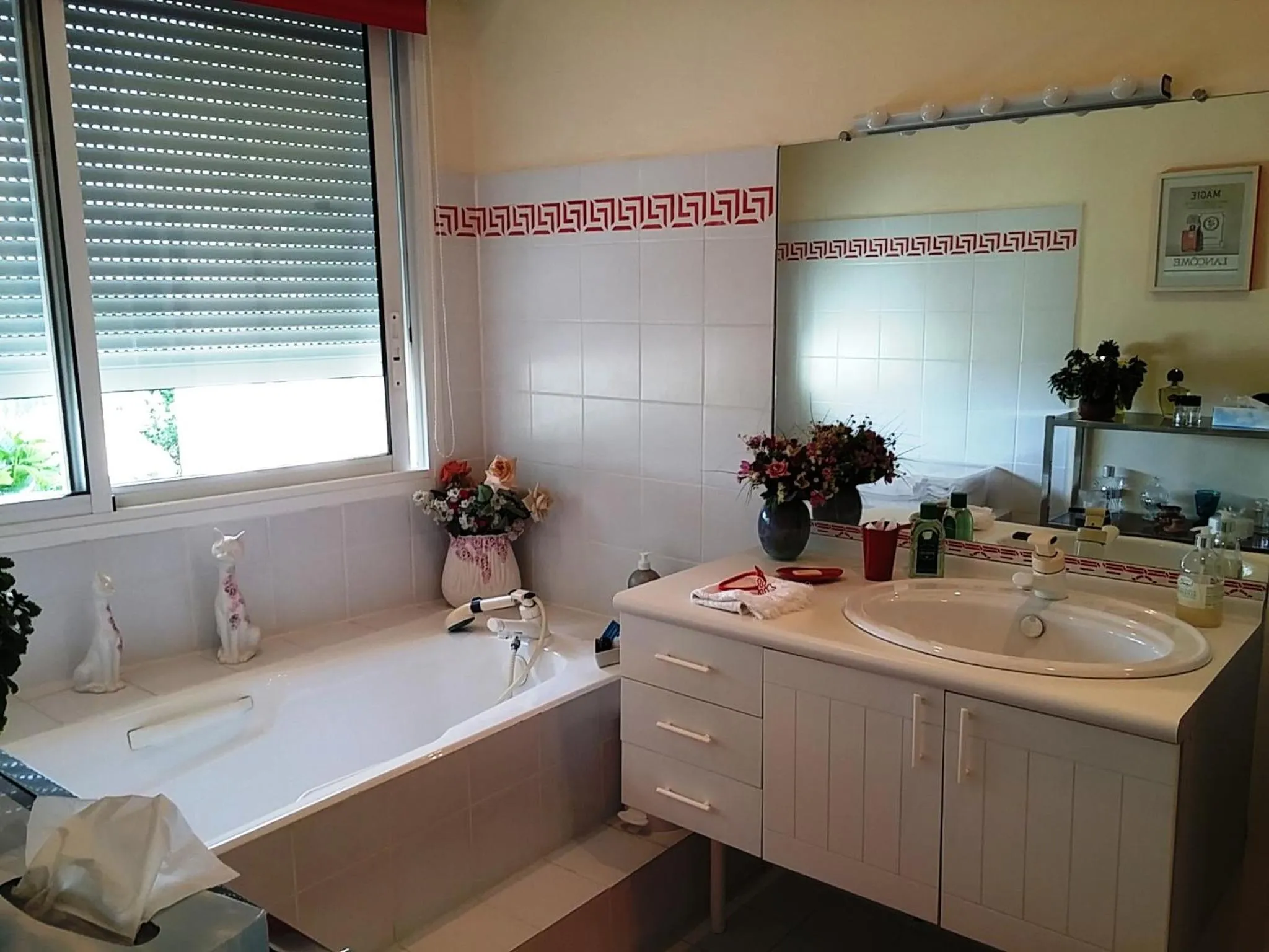 Bathroom in Les 4 Eléments St Emilion