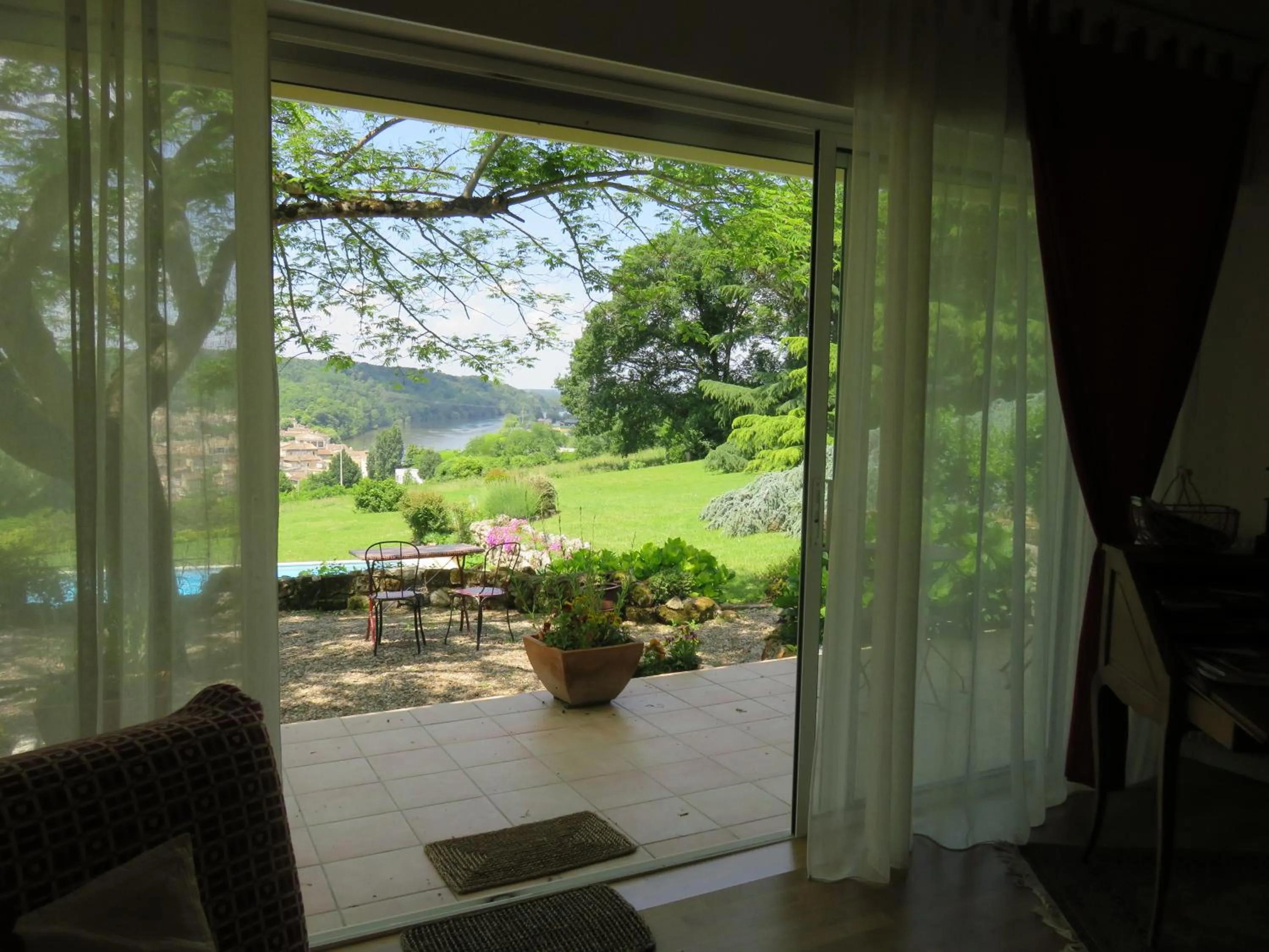 Patio in Les 4 Eléments St Emilion