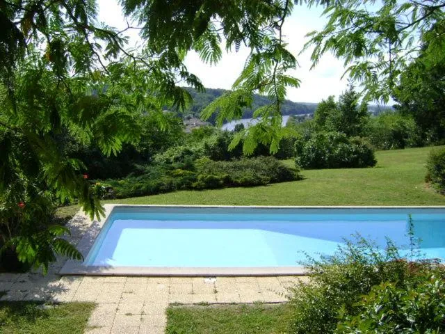 Patio in Les 4 Eléments St Emilion