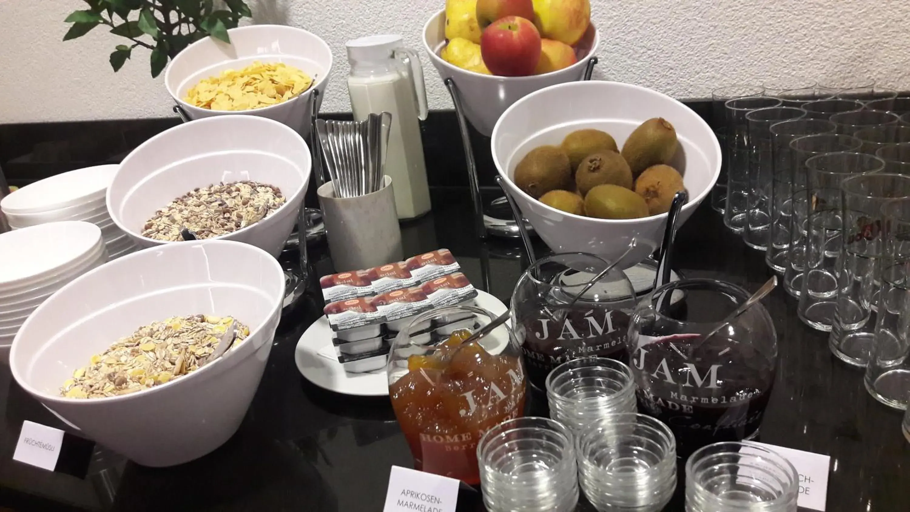 Buffet breakfast in Hotel garni Anger 5 Buffet breakfast in Hotel garni Anger 5