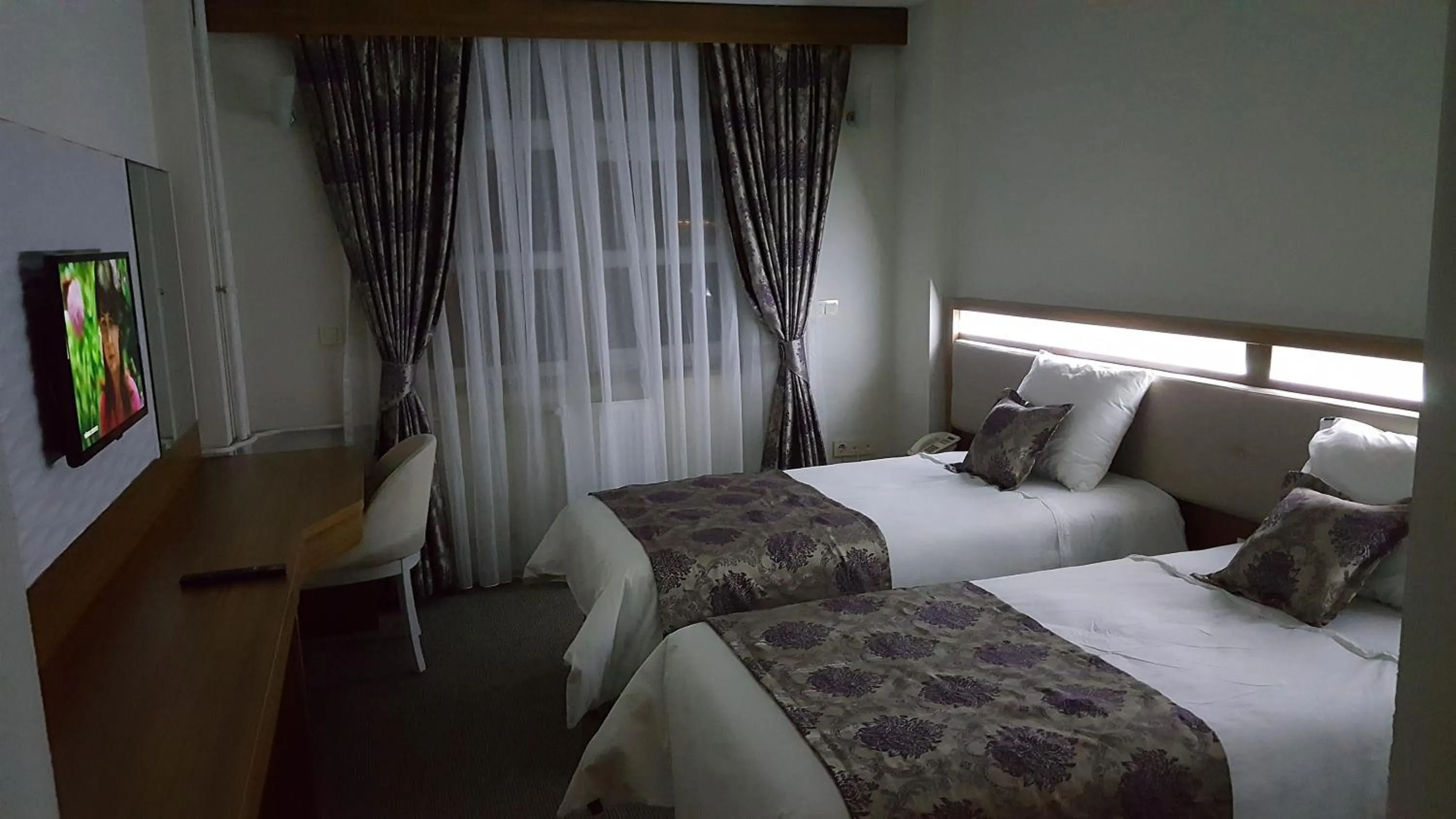 Photo of the whole room in Sivas Sultanşehir Uygulama Oteli