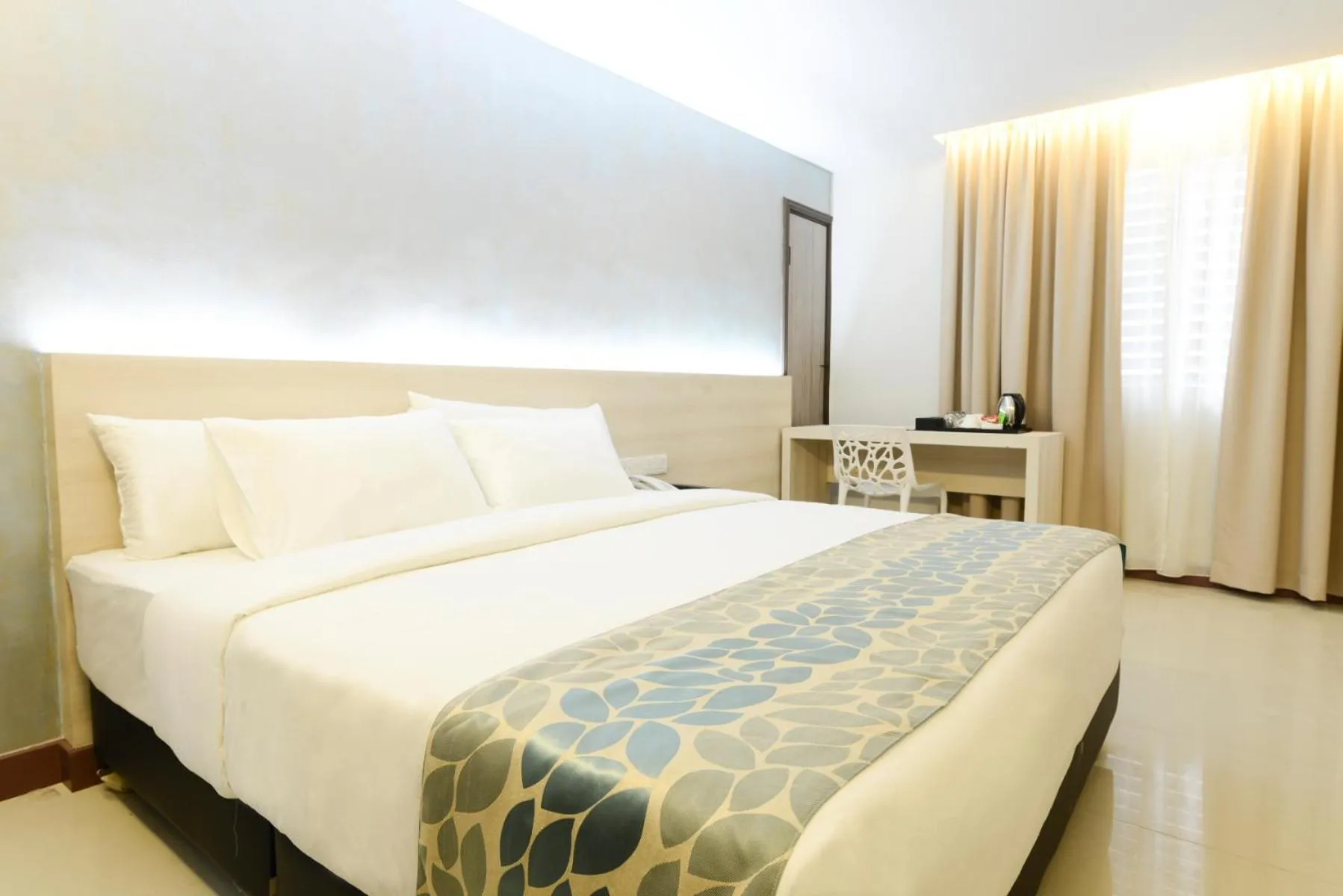Bed in Samudra Hotel Kuching