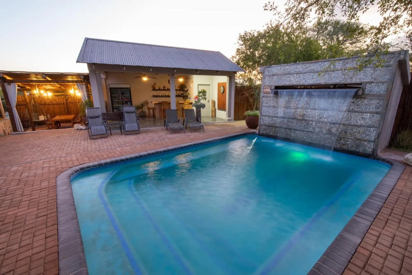 Swimming pool in The Belgium Inn