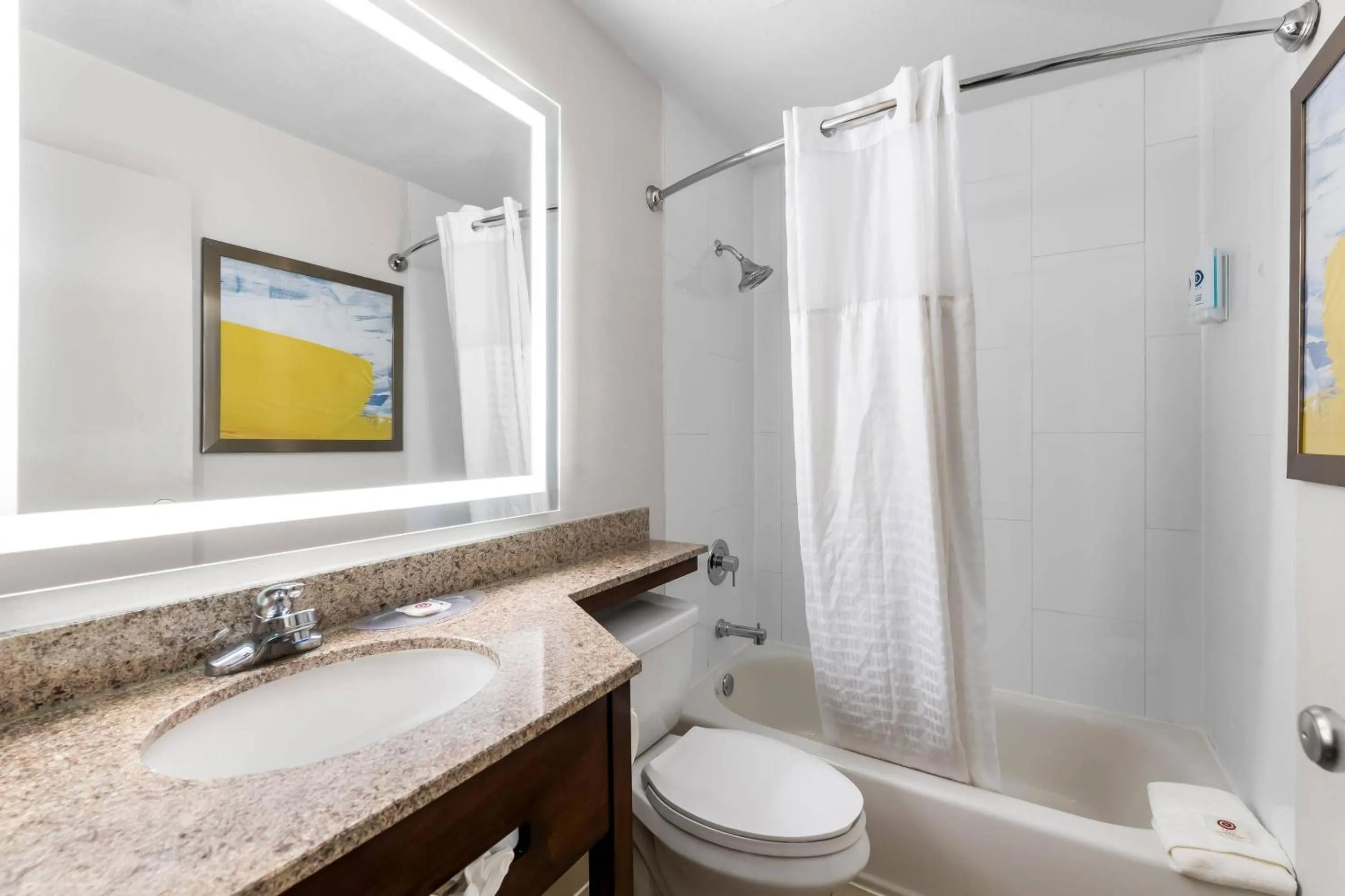 Bedroom in Comfort Inn Nashville West