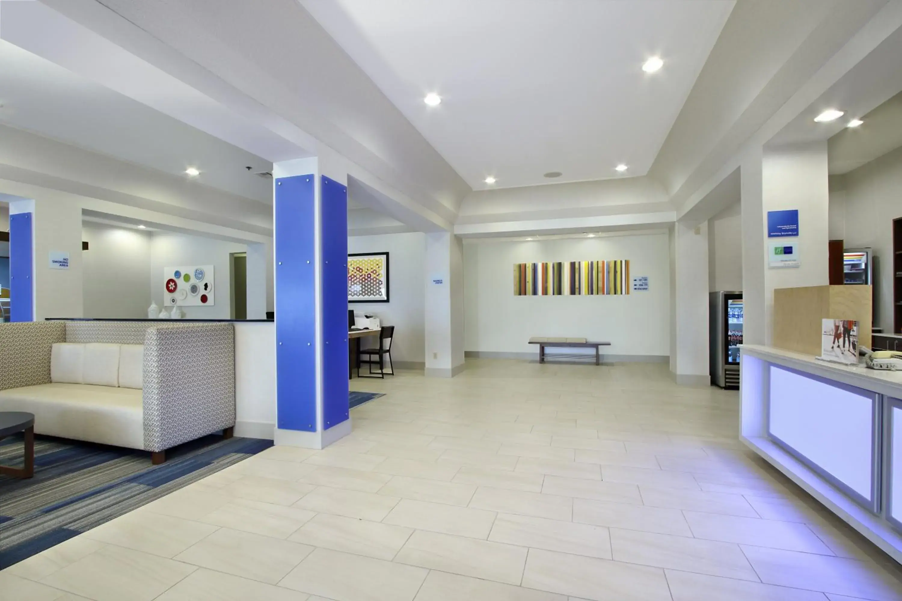 Property building in Holiday Inn Express Boonville by IHG Property building in Holiday Inn Express Boonville by IHG