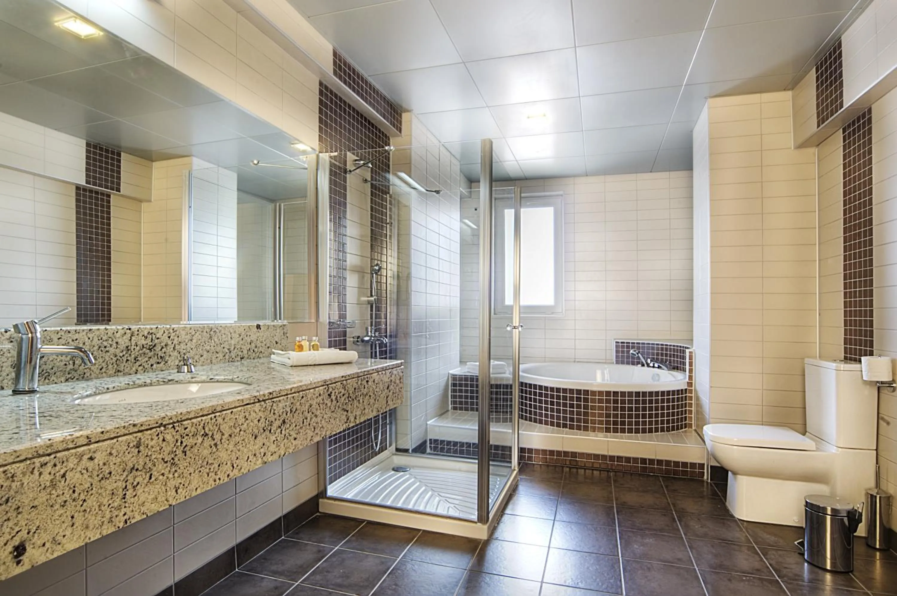 Bathroom in Cerkezkoy Business Hotel