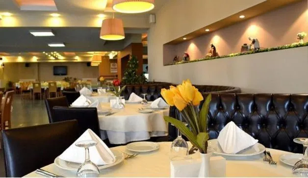 Restaurant/places to eat in Cerkezkoy Business Hotel