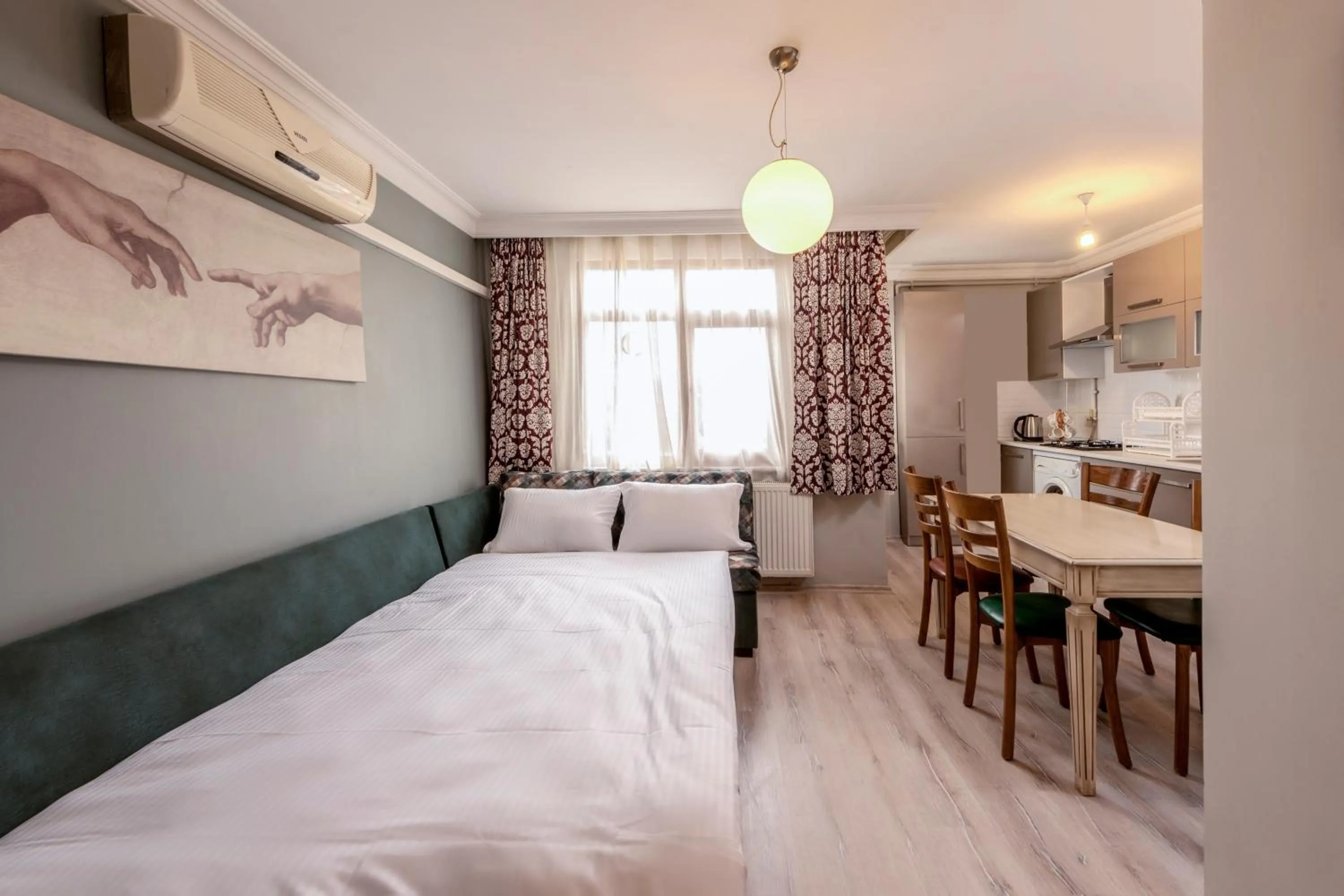 Photo of the whole room, Bed in Masal Apart