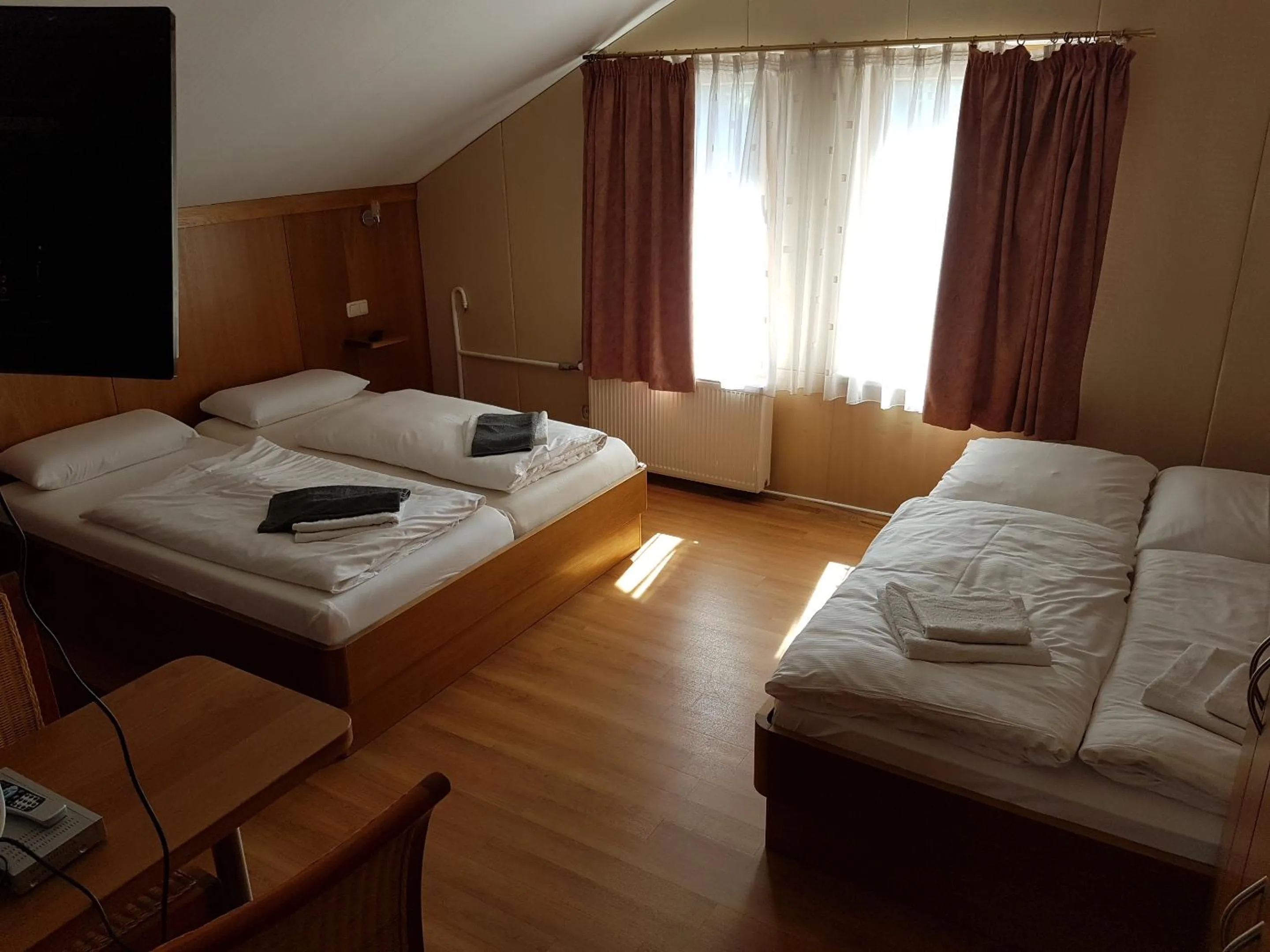 Photo of the whole room, Bed in Hotel - Restaurant Sophienaue