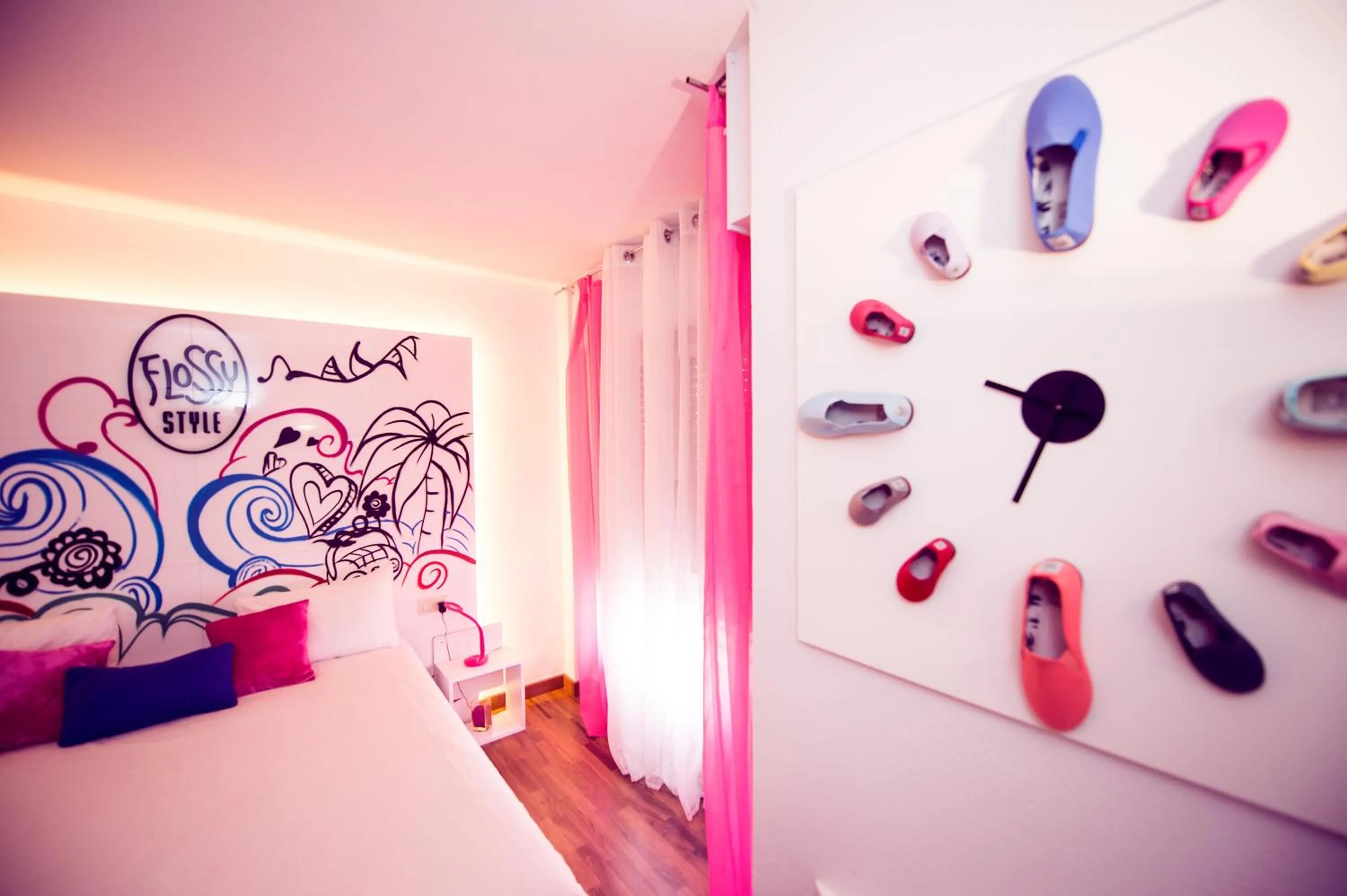 Bedroom in Hotel Ibis Styles La Rioja Arnedo