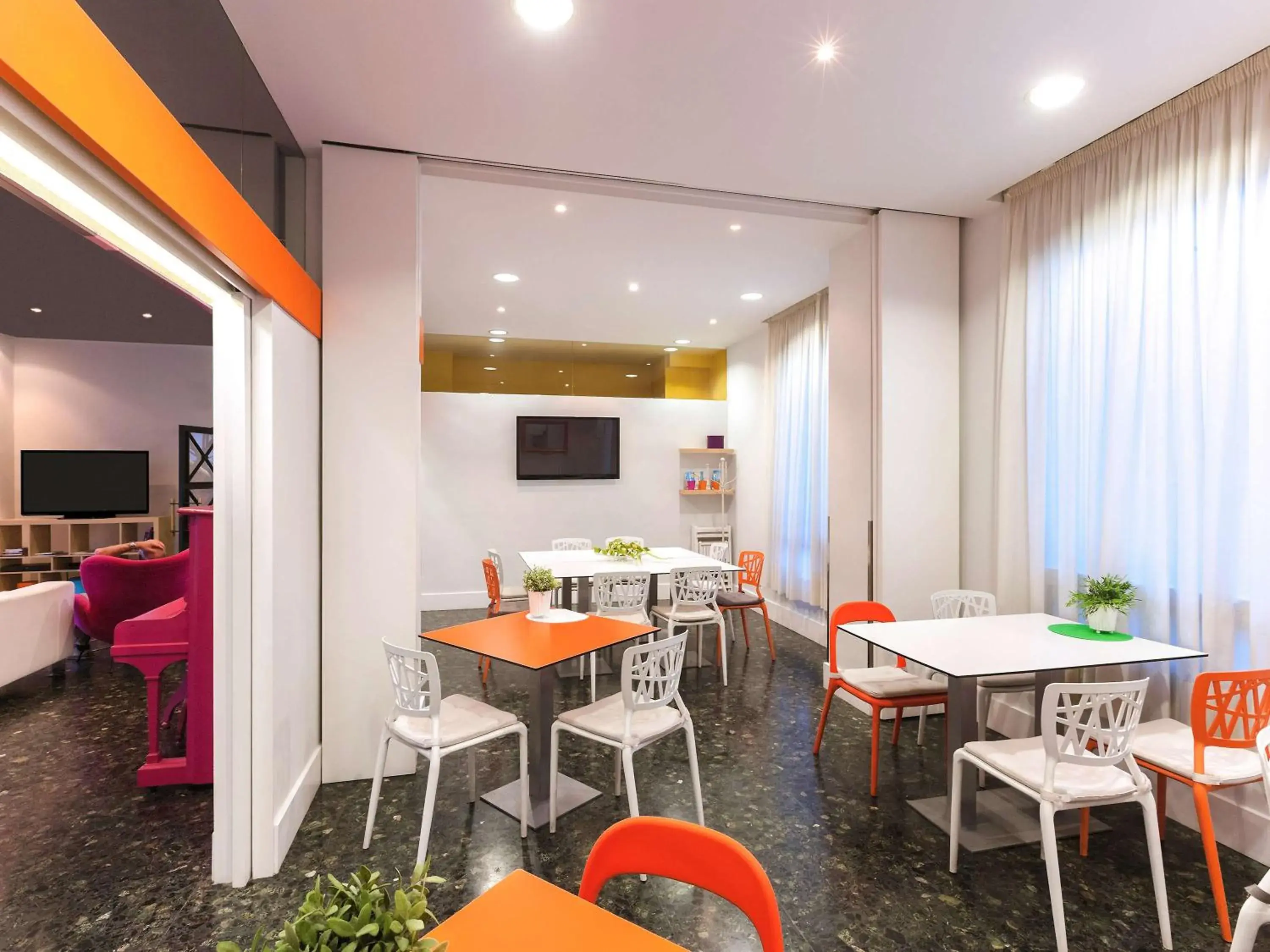 Restaurant/places to eat in Hotel Ibis Styles La Rioja Arnedo Restaurant/places to eat in Hotel Ibis Styles La Rioja Arnedo