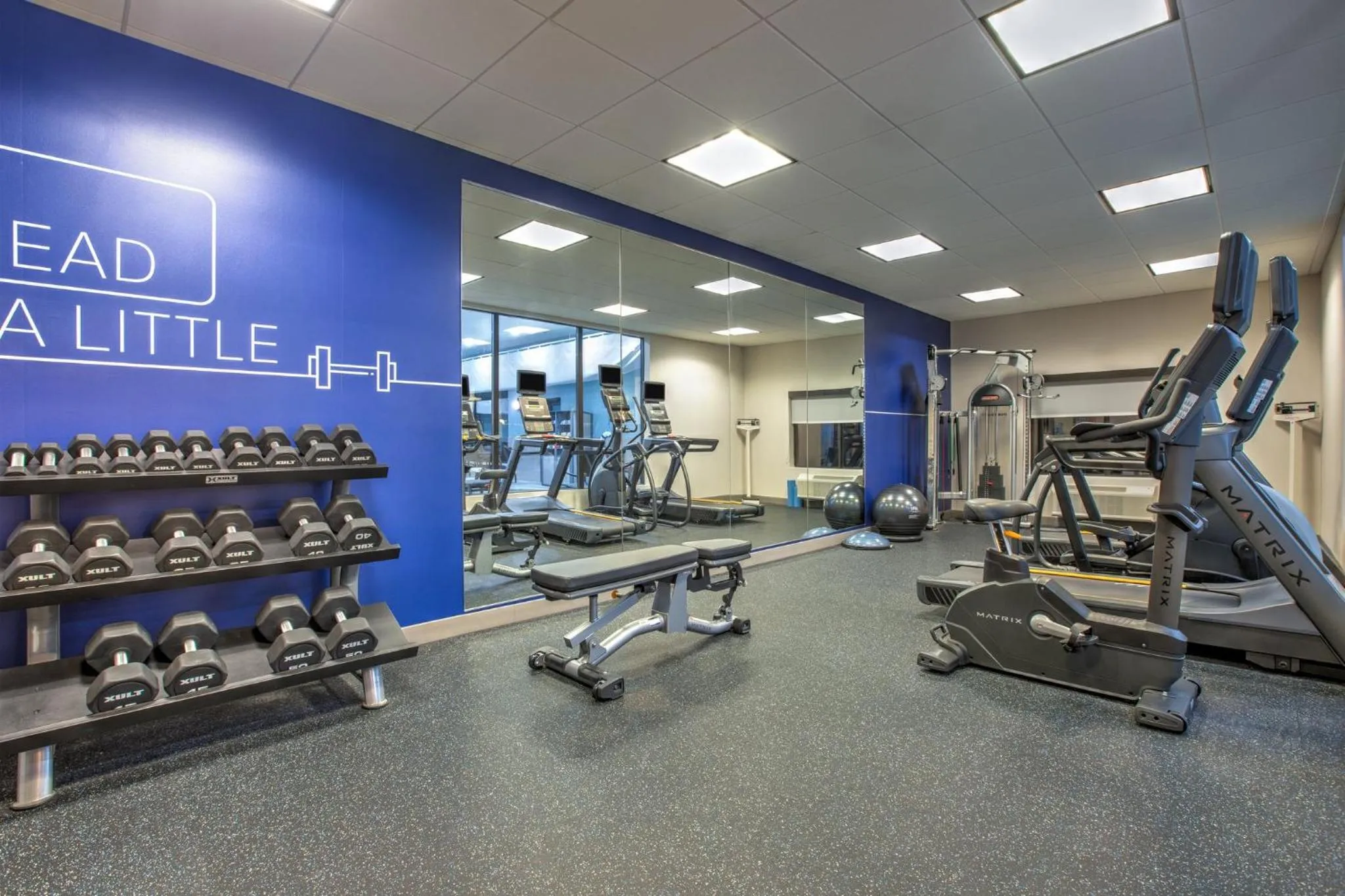 Spa and wellness centre/facilities in Holiday Inn Express & Suites Zanesville North by IHG