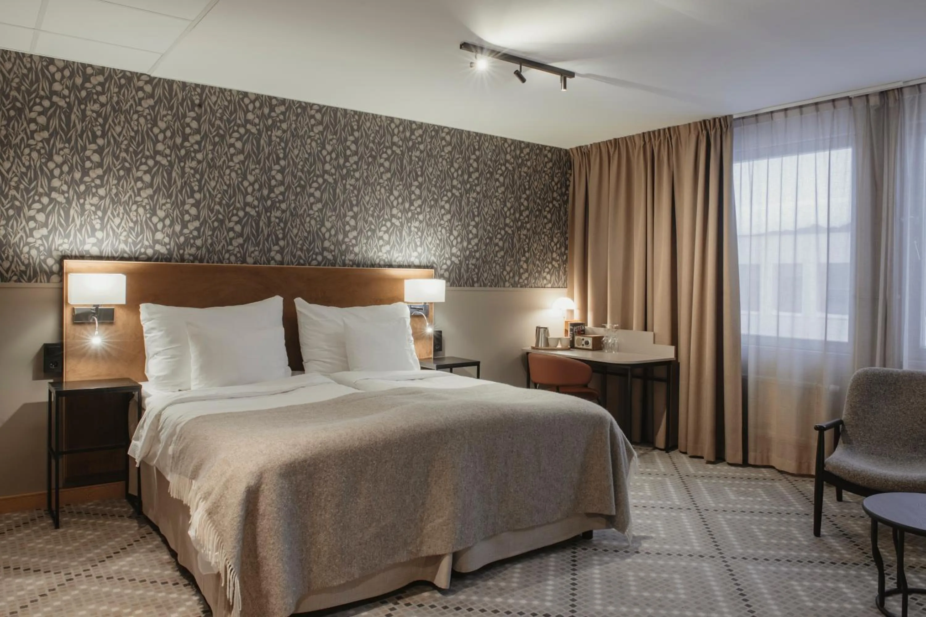 Property building, Bed in Home Hotel Smedjan