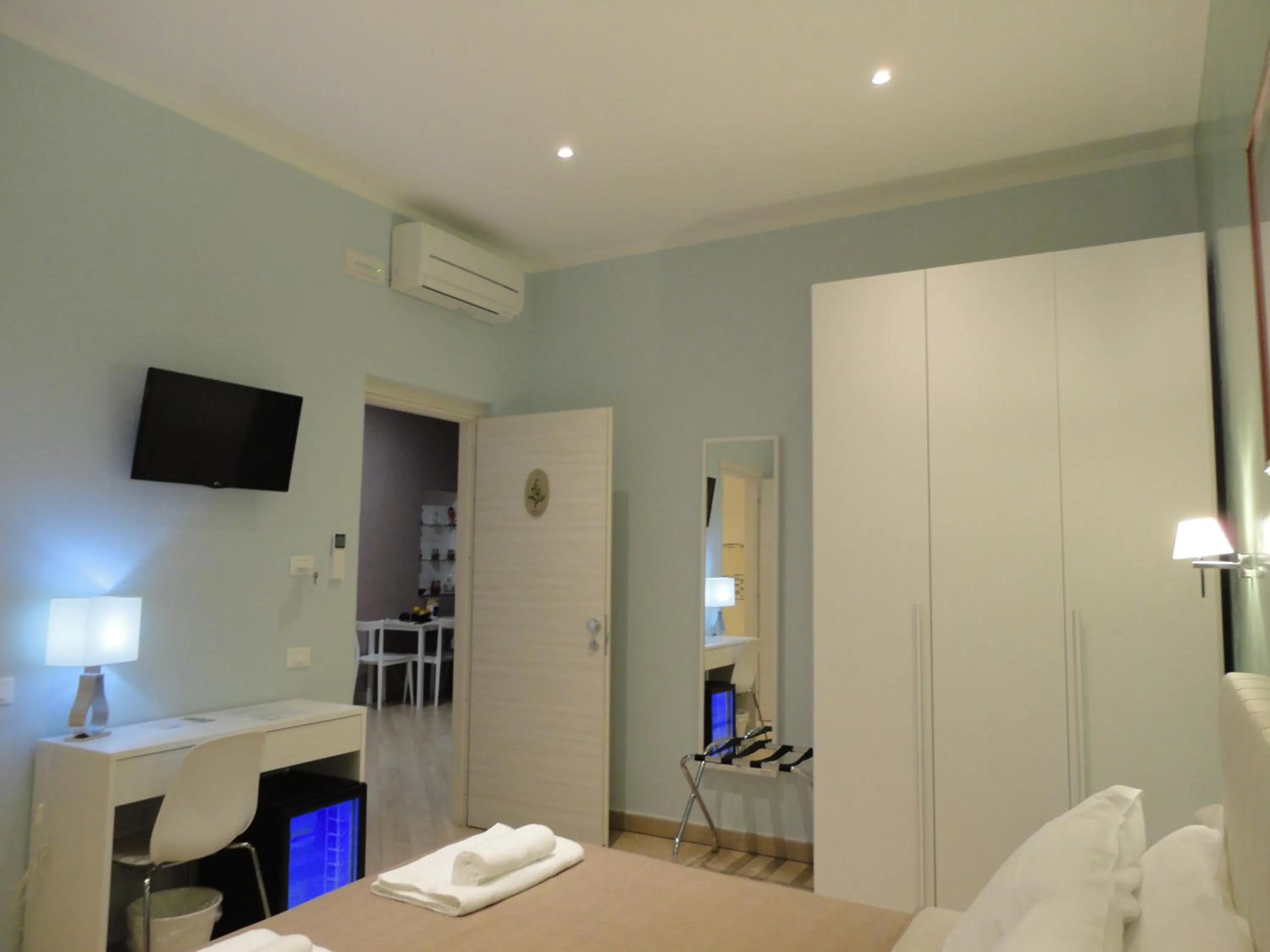 Bedroom, Bed in Guest House Le Tre Spezie