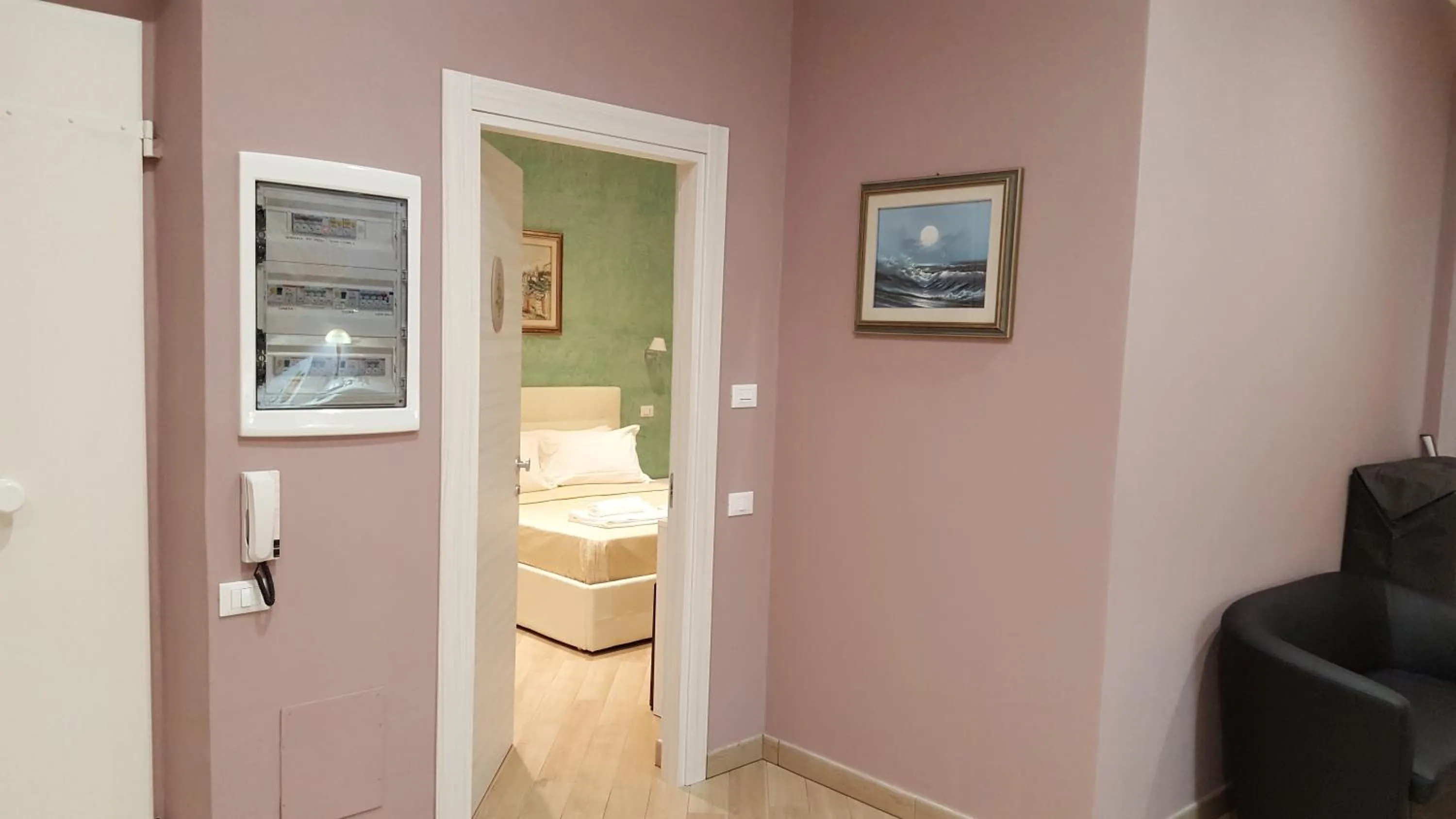 Decorative detail in Guest House Le Tre Spezie