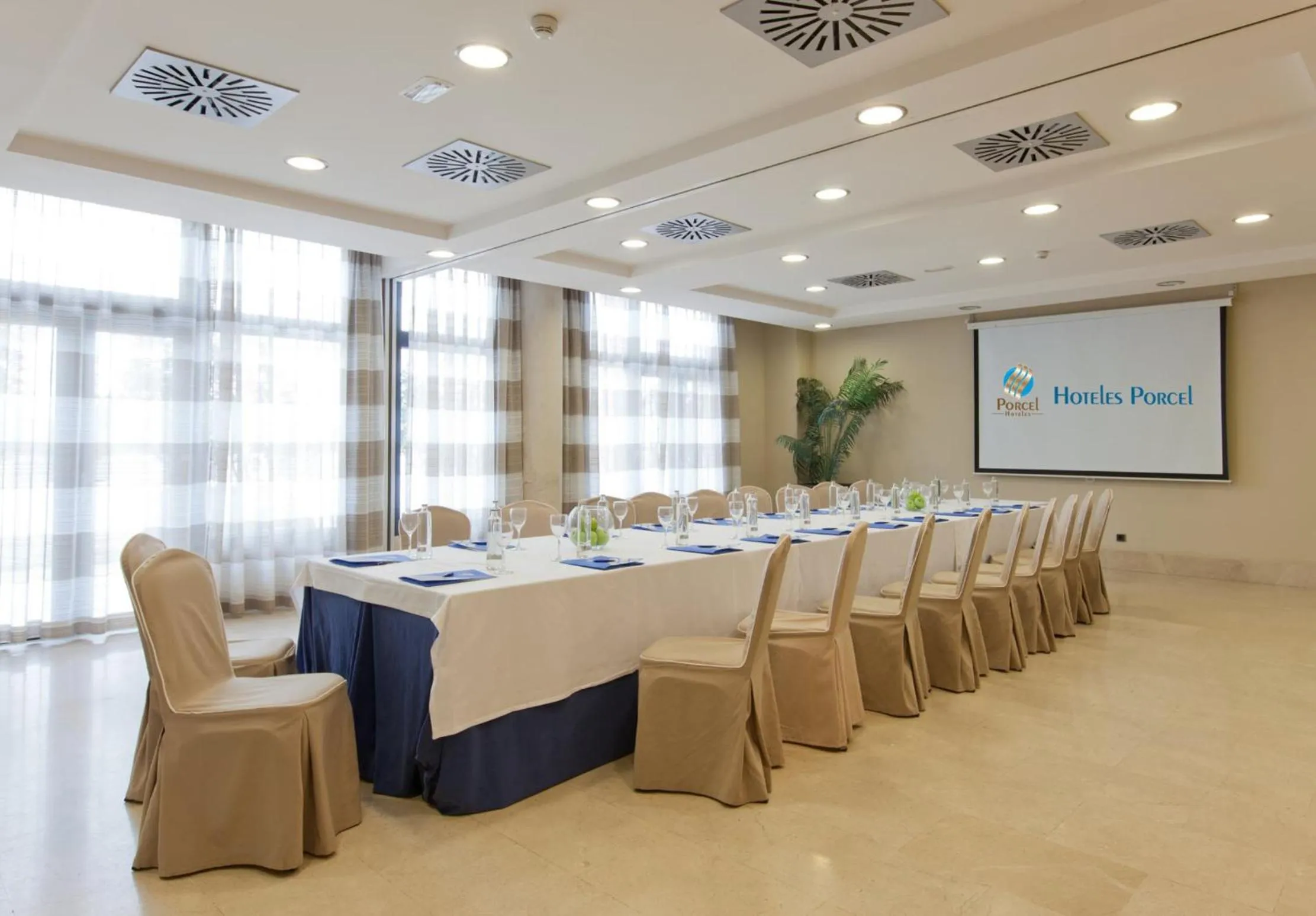 Meeting/conference room in Porcel Avant