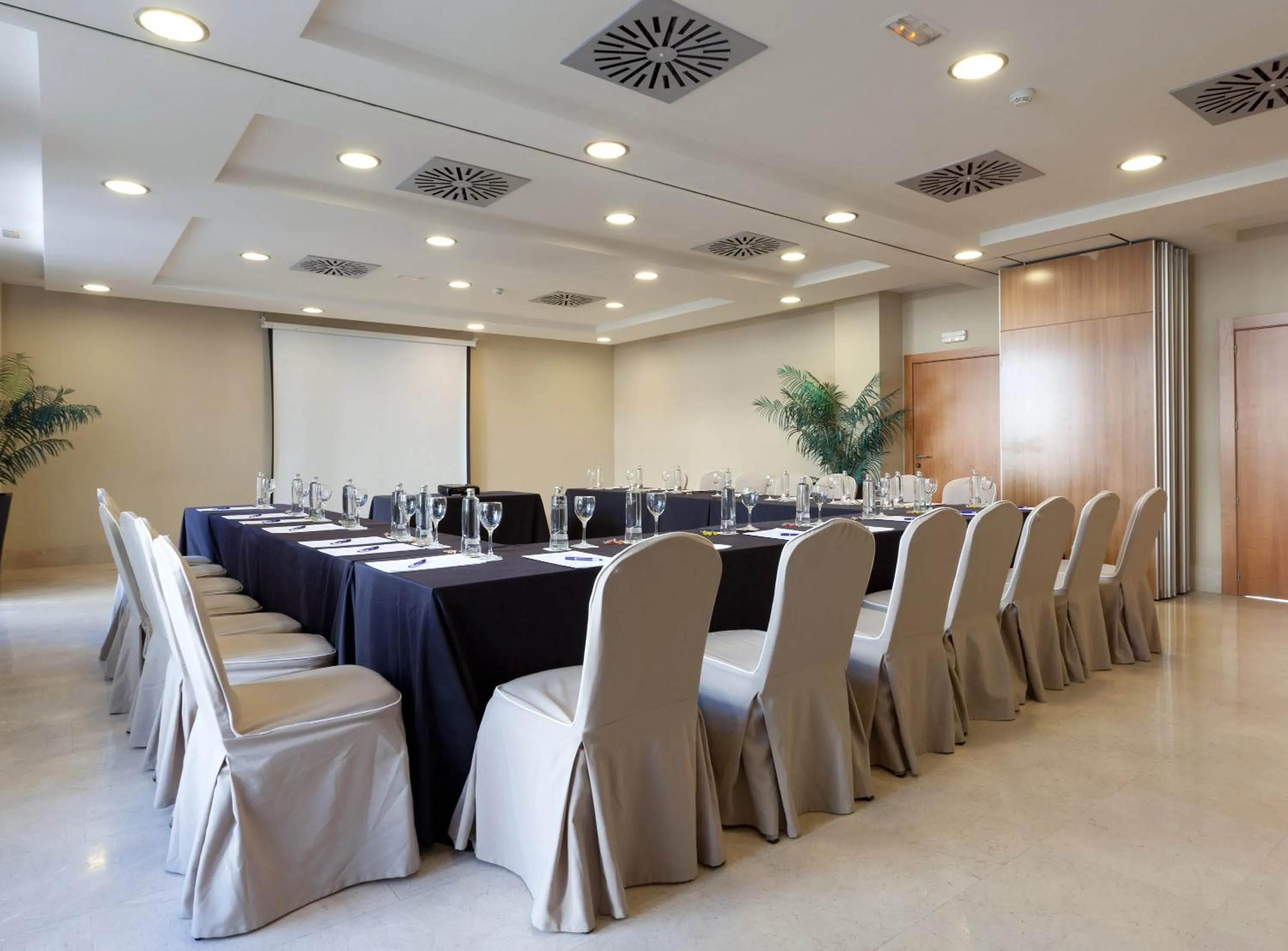 Meeting/conference room in Porcel Avant