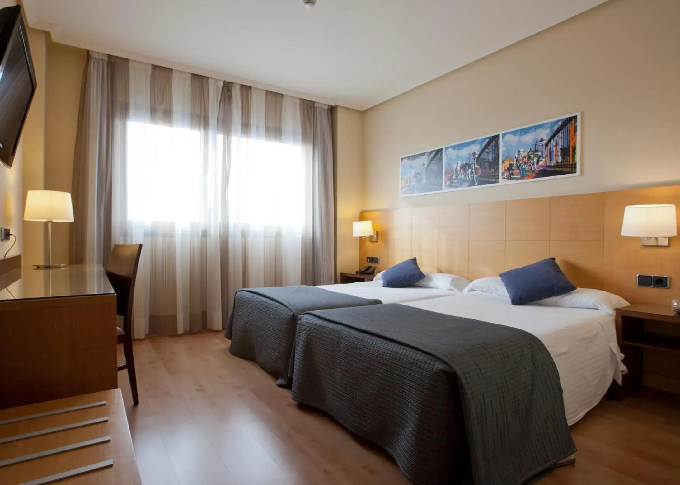 Double Room with parking included in Porcel Avant Double Room with parking included in Porcel Avant