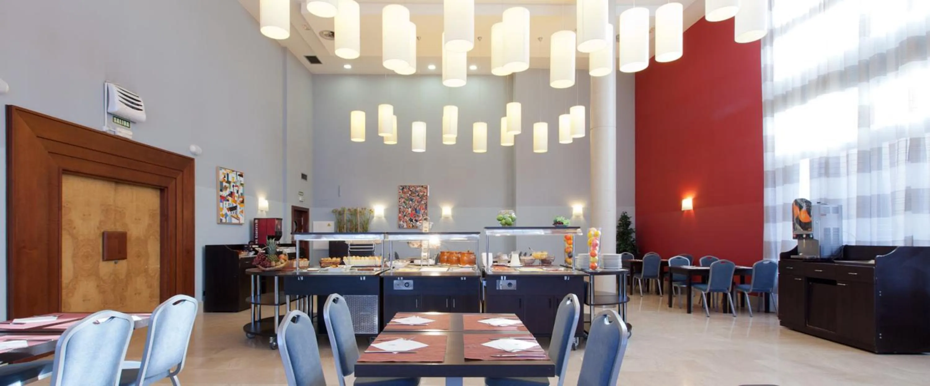 Restaurant/places to eat in Porcel Avant