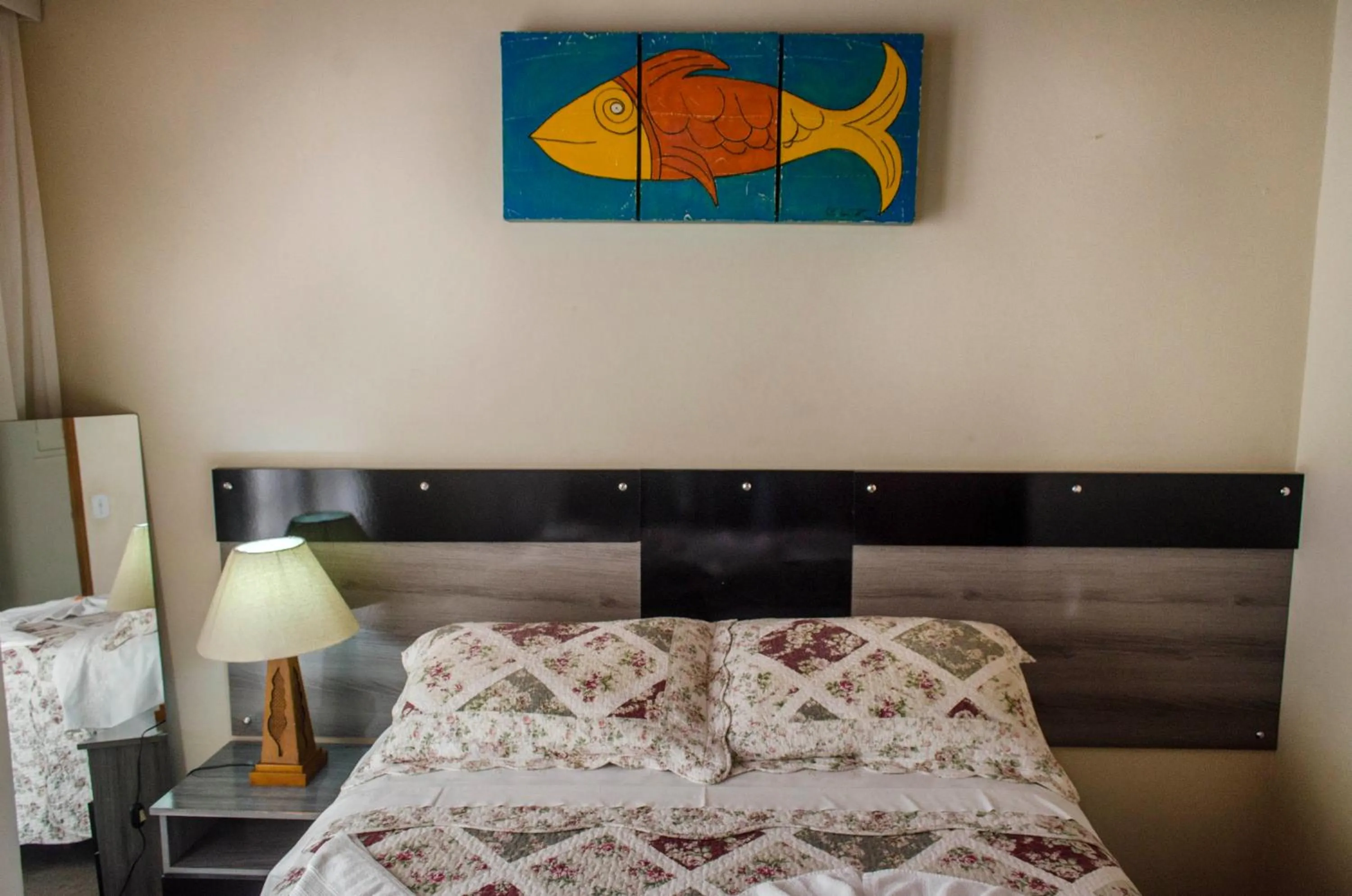 Photo of the whole room, Bed in Pousada Heron