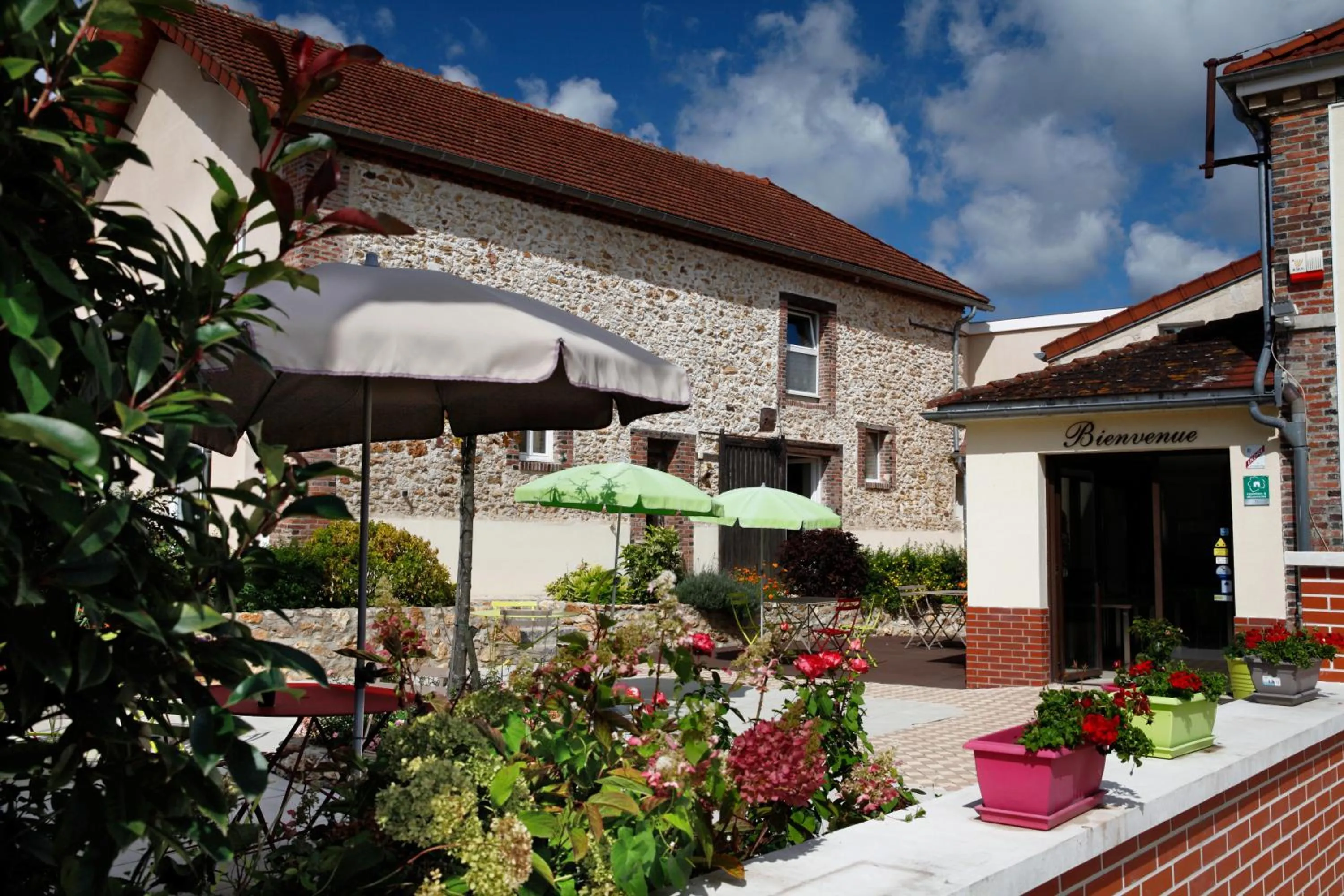 Lobby or reception in Chambre d'Hotes de la Loge