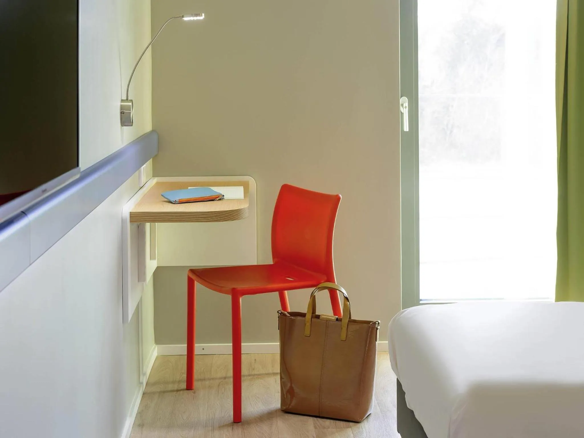 Bedroom, Bed in ibis budget Konstanz