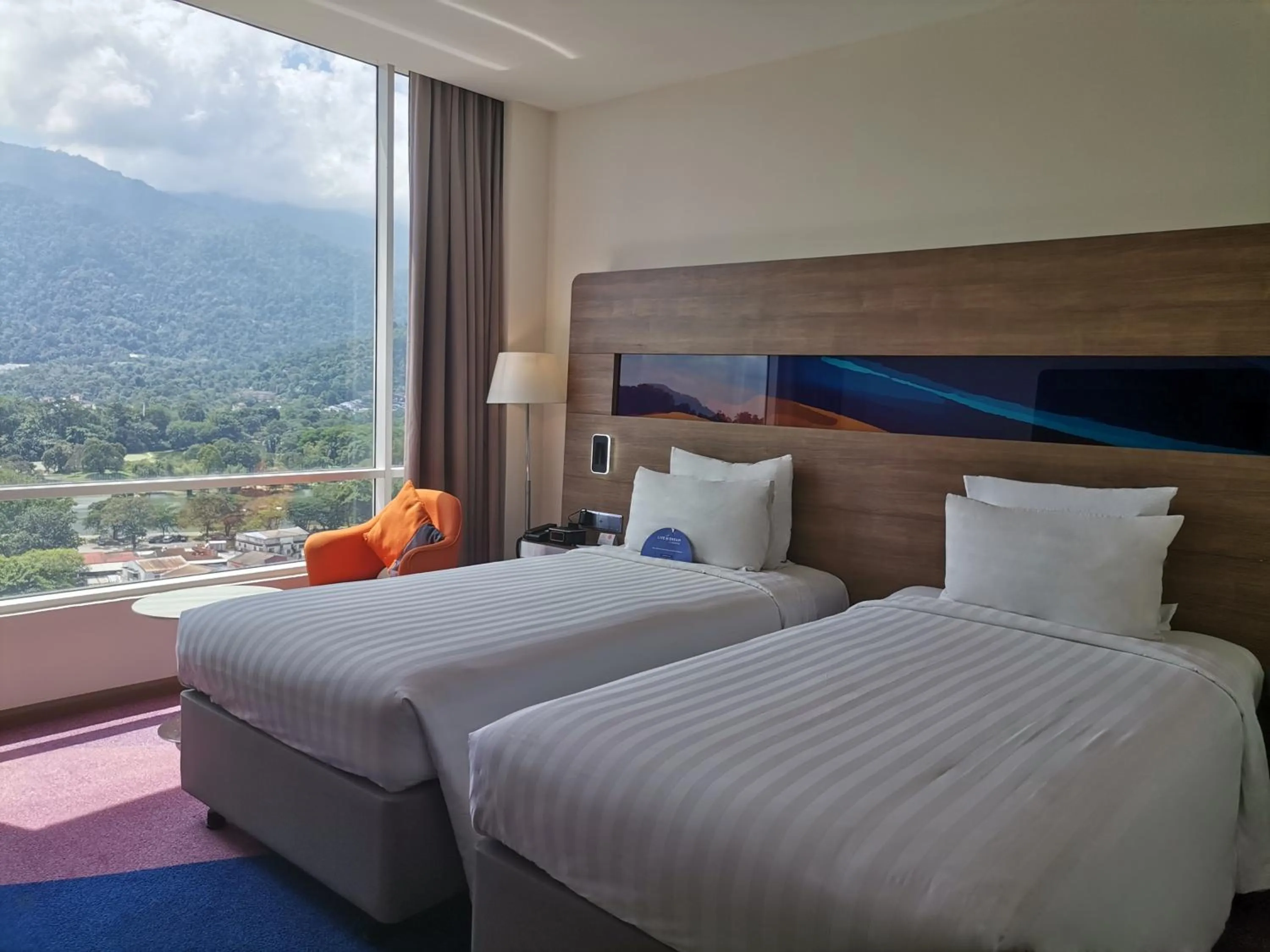 Bedroom, Bed in Novotel Taiping