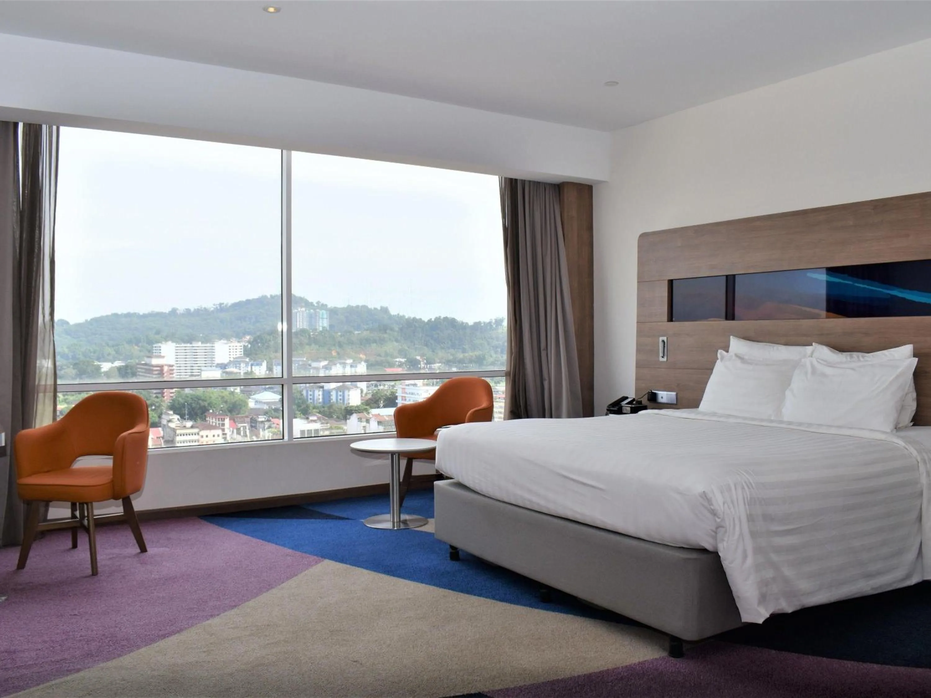Bedroom, Bed in Novotel Taiping