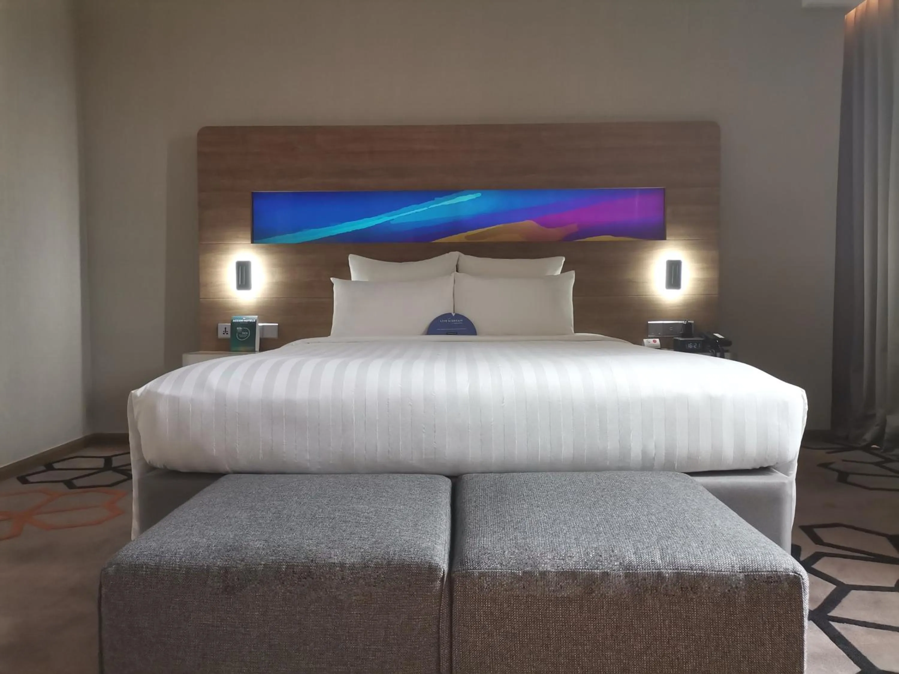 Bedroom, Bed in Novotel Taiping