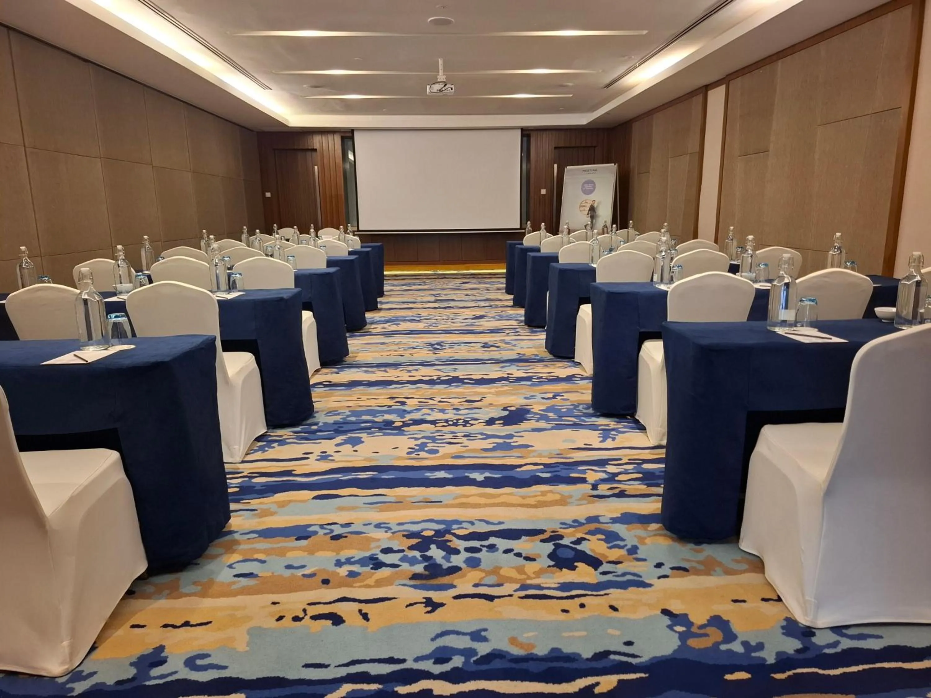 Meeting/conference room in Novotel Taiping