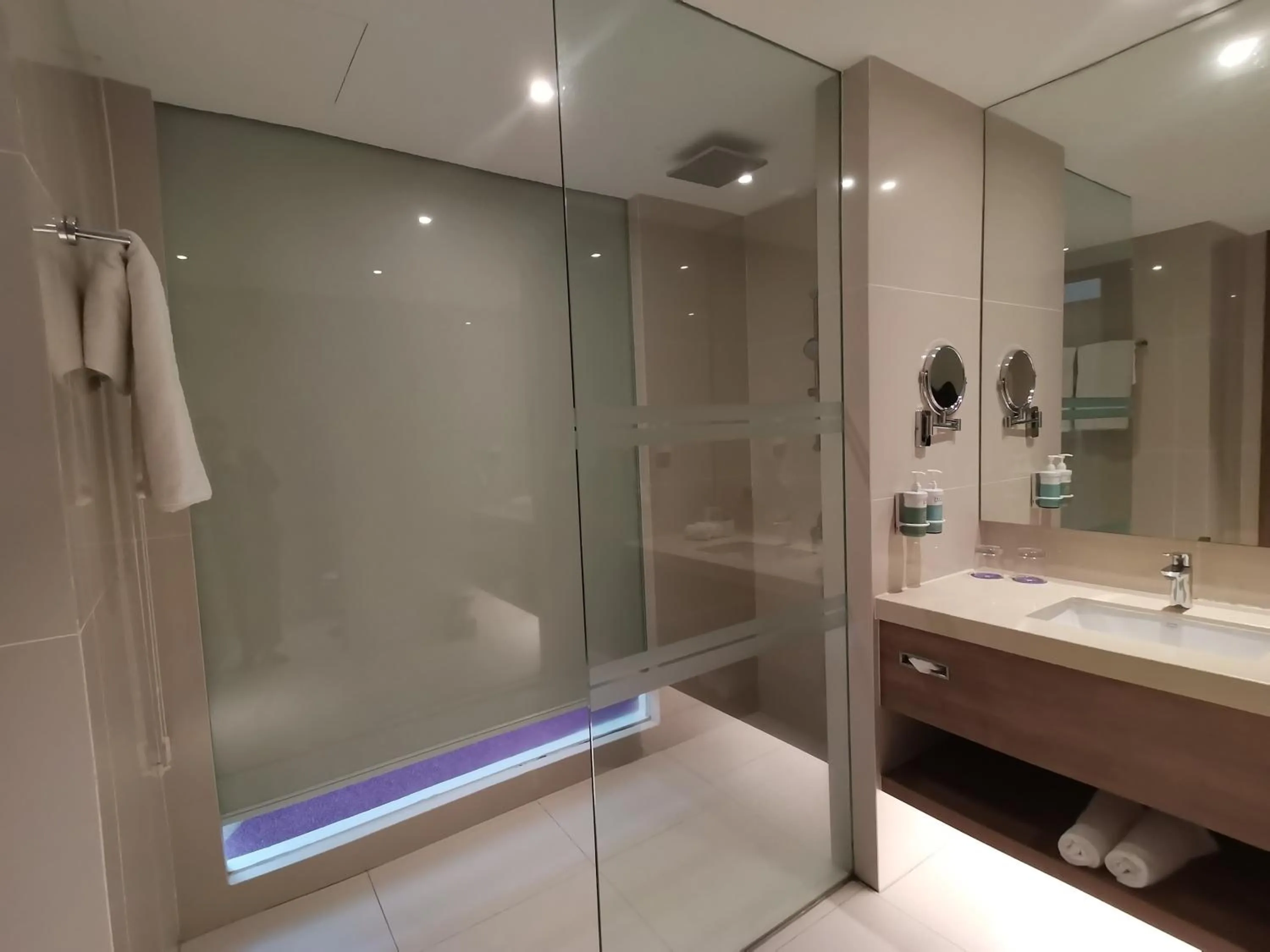 Bathroom in Novotel Taiping