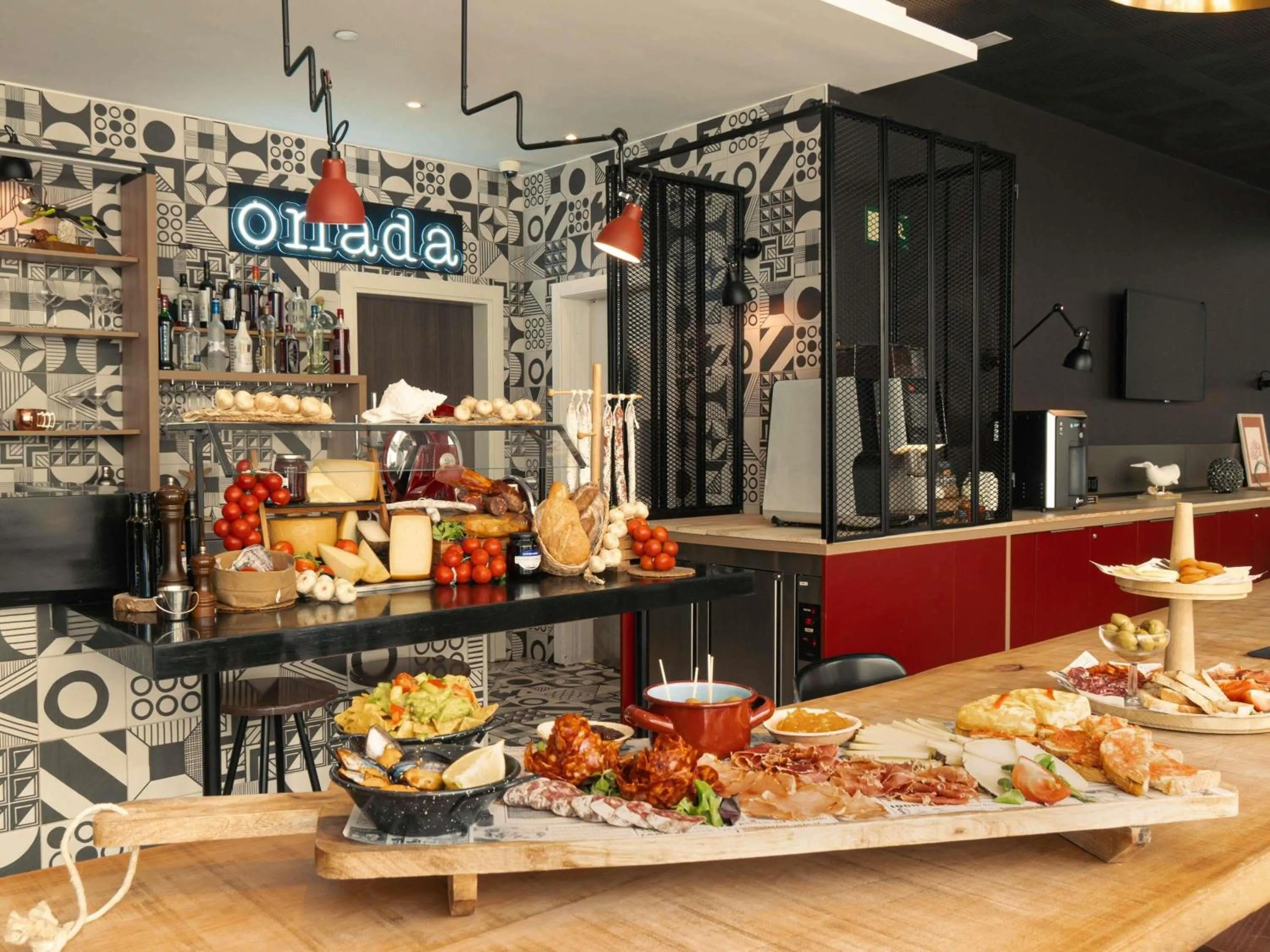 Lounge or bar in ibis Styles Barcelona City Bogatell