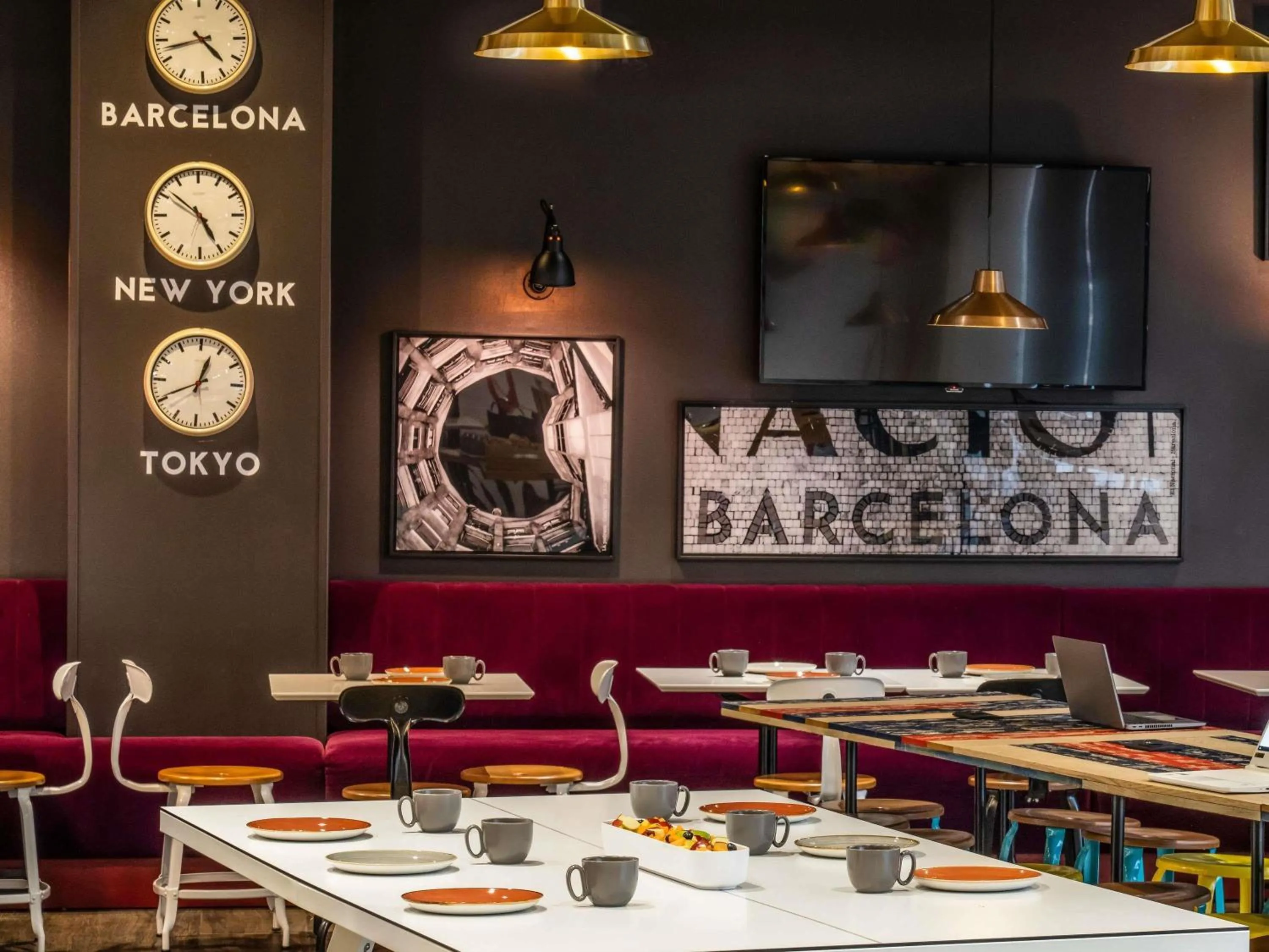 Breakfast in ibis Styles Barcelona City Bogatell