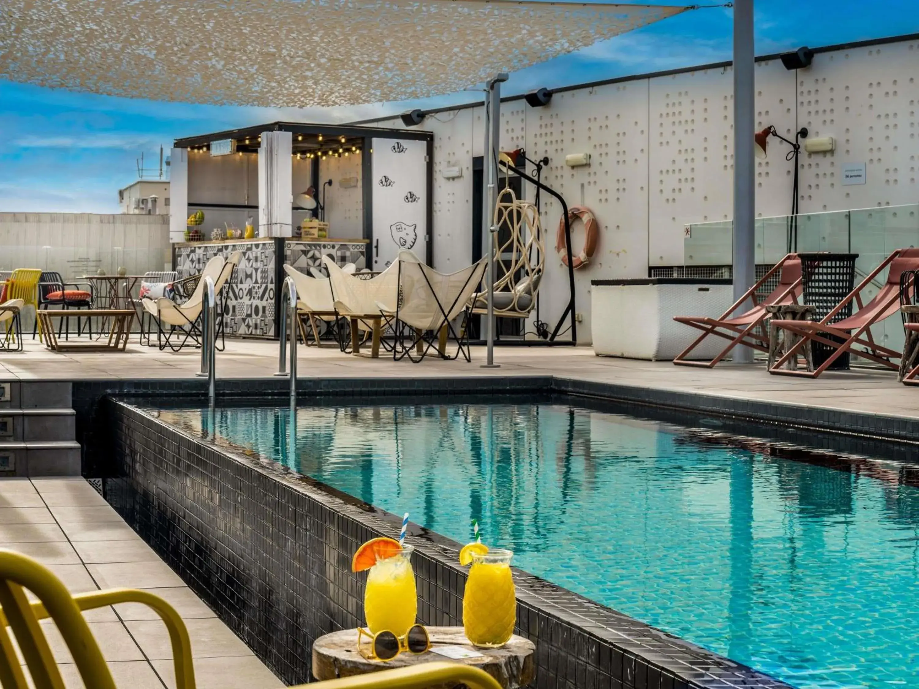 Pool view in ibis Styles Barcelona City Bogatell Pool view in ibis Styles Barcelona City Bogatell