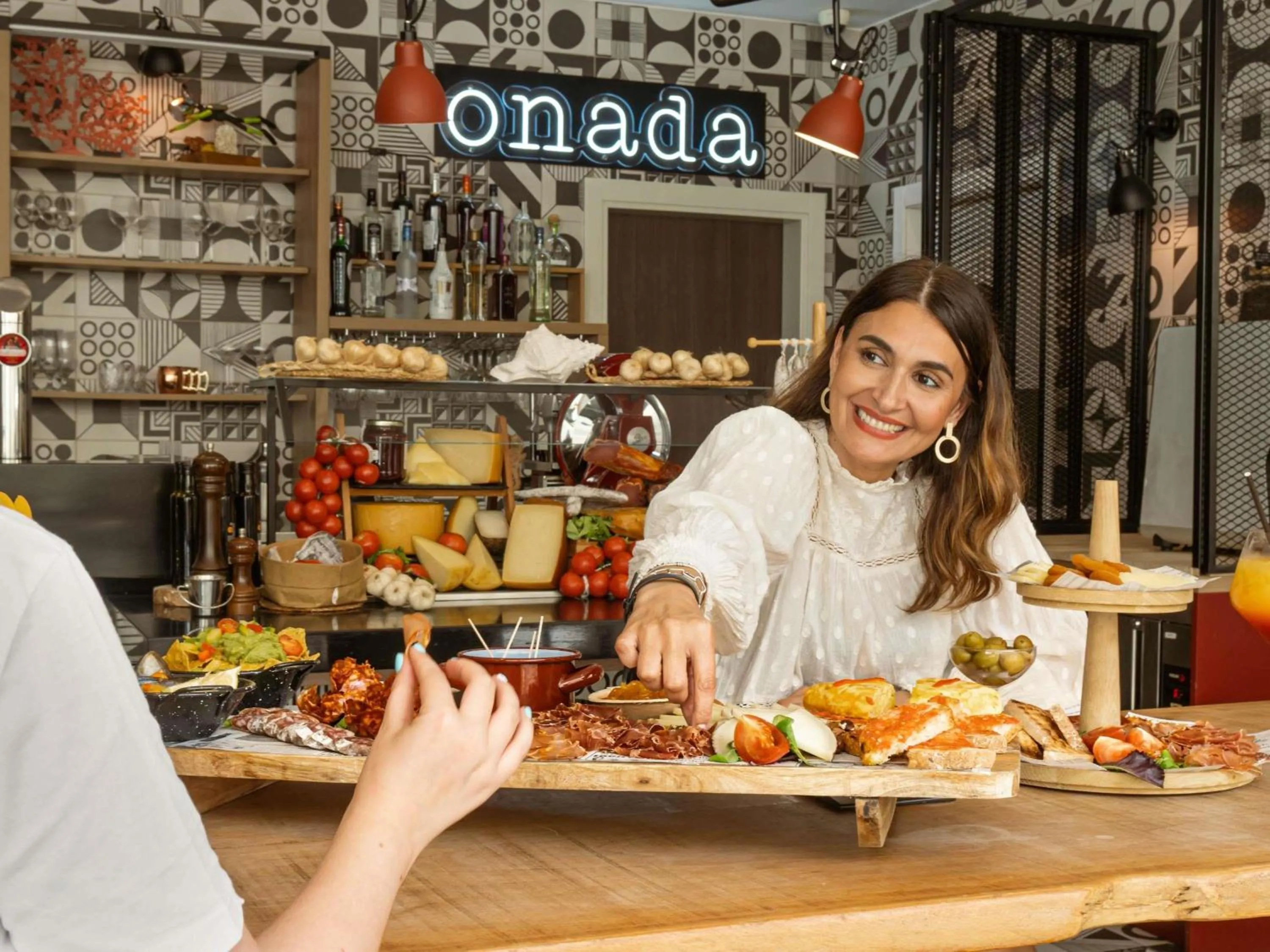 Lounge or bar in ibis Styles Barcelona City Bogatell