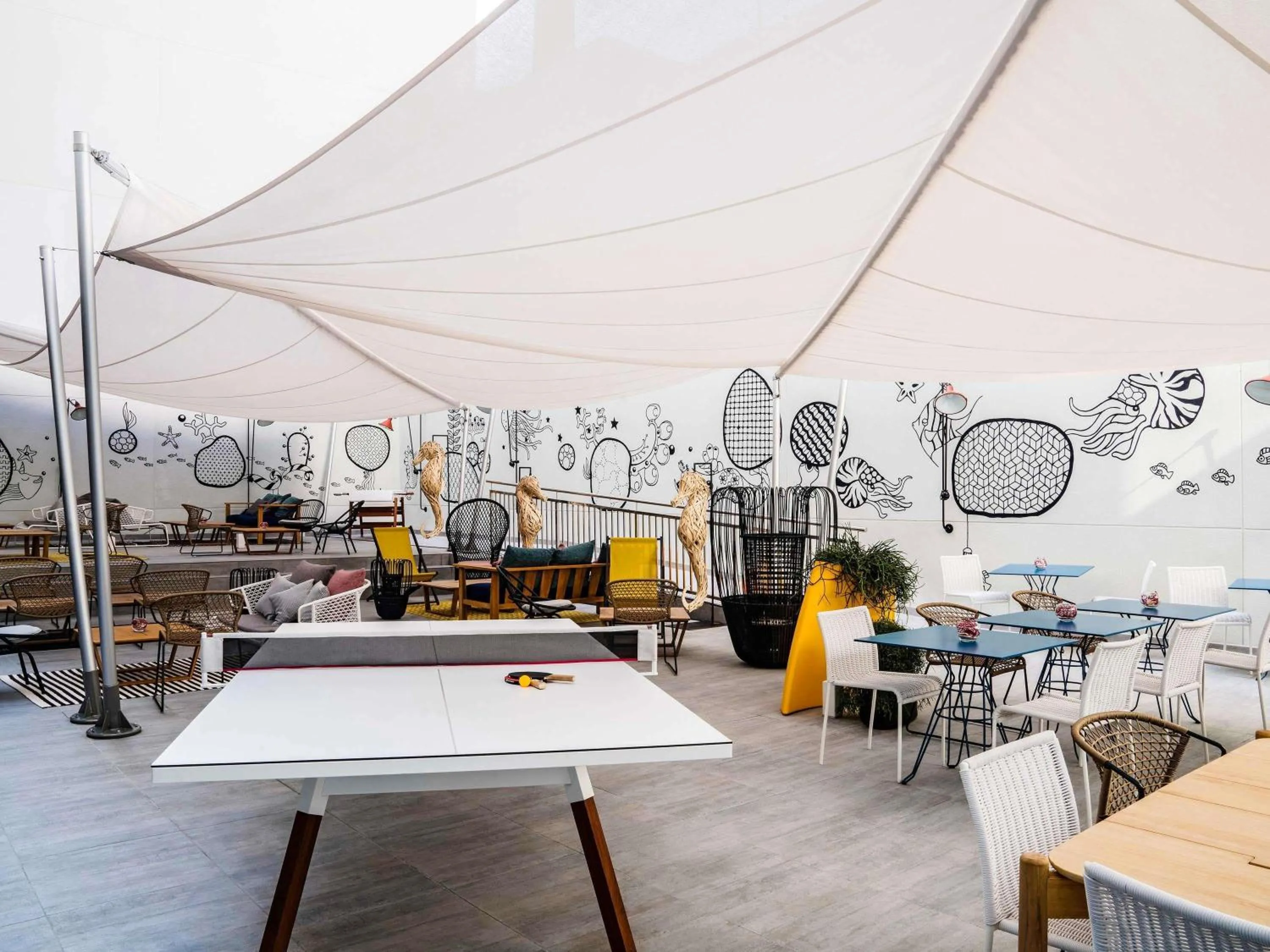 Lounge or bar in ibis Styles Barcelona City Bogatell