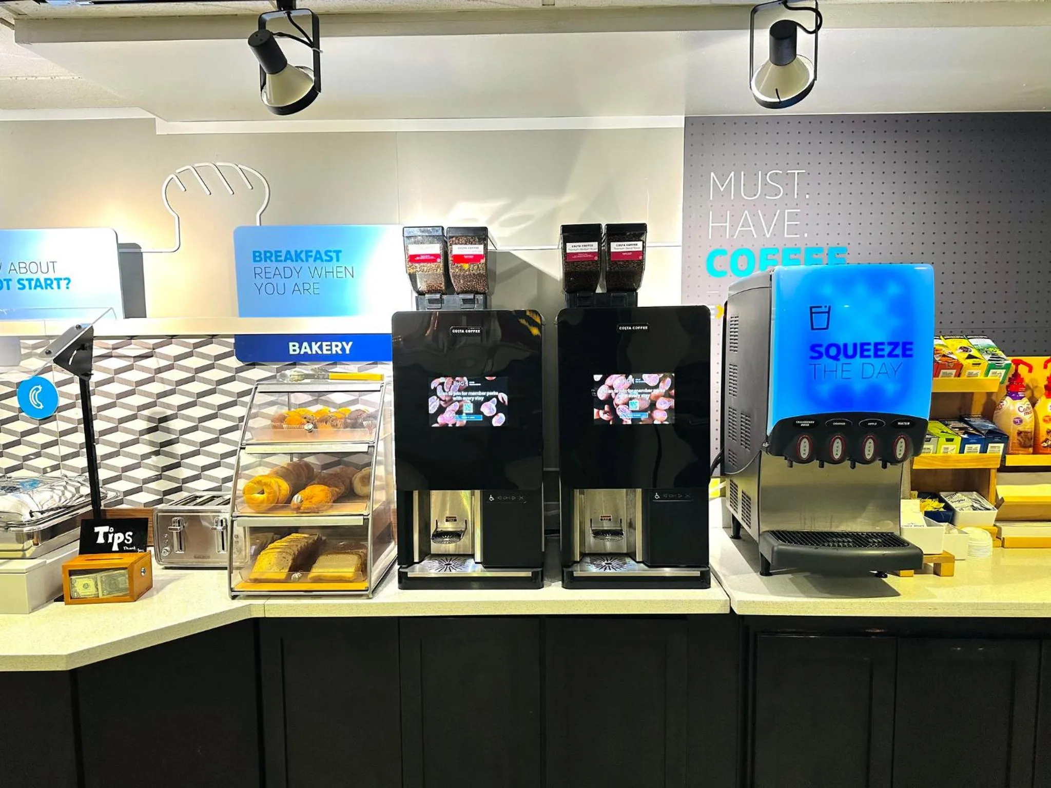 Lobby or reception in Holiday Inn Express & Suites Fayetteville University of Arkansas Area by IHG