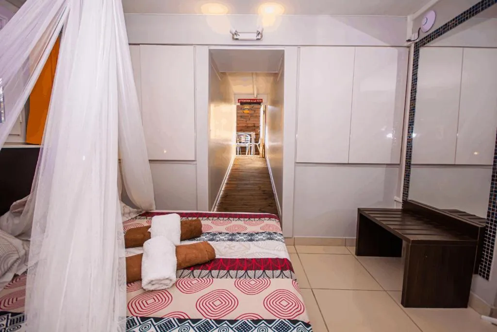 Bedroom, Bed in Redoute Paradise