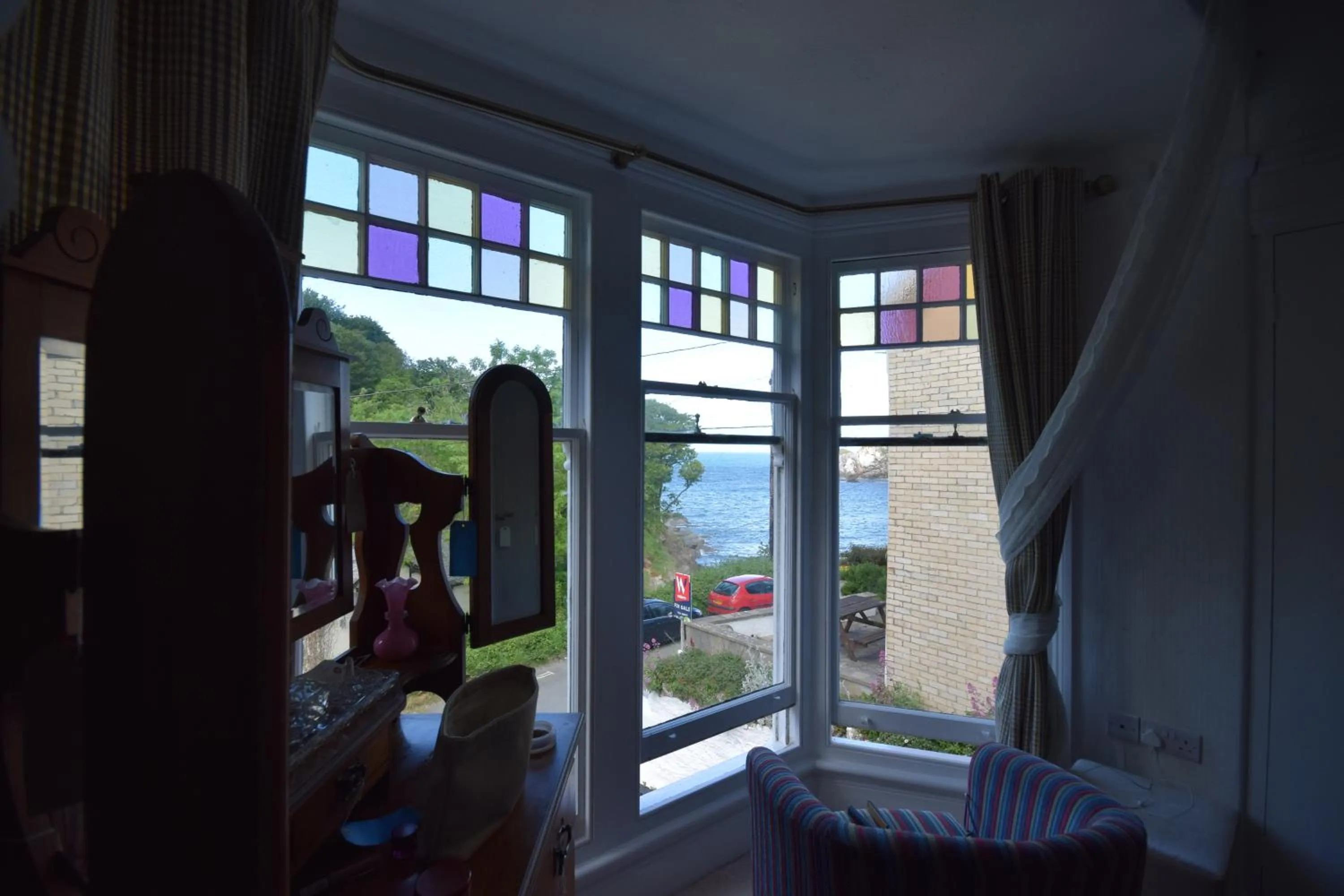 Bedroom in Newberry Beach lodge