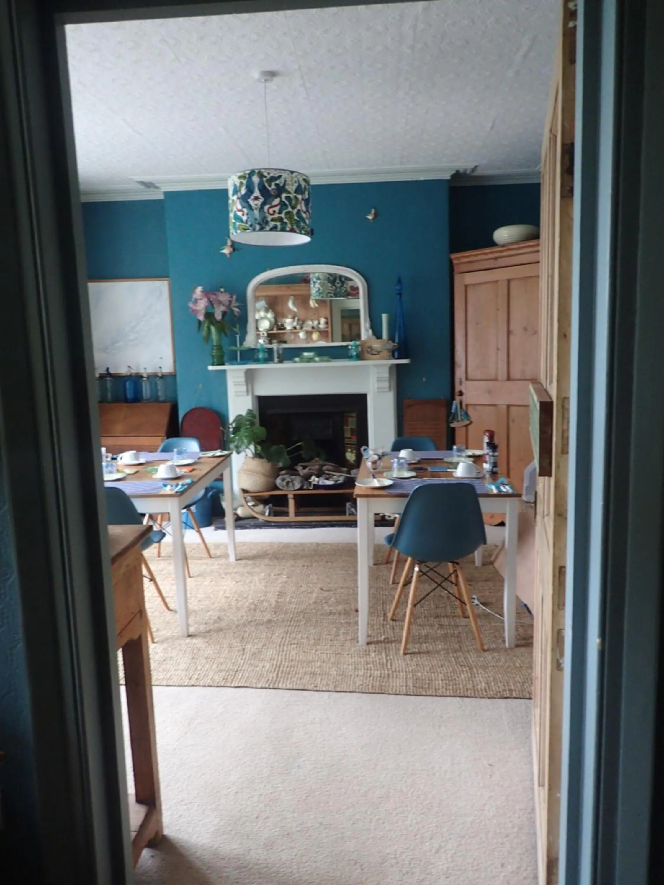 Breakfast in Newberry Beach lodge