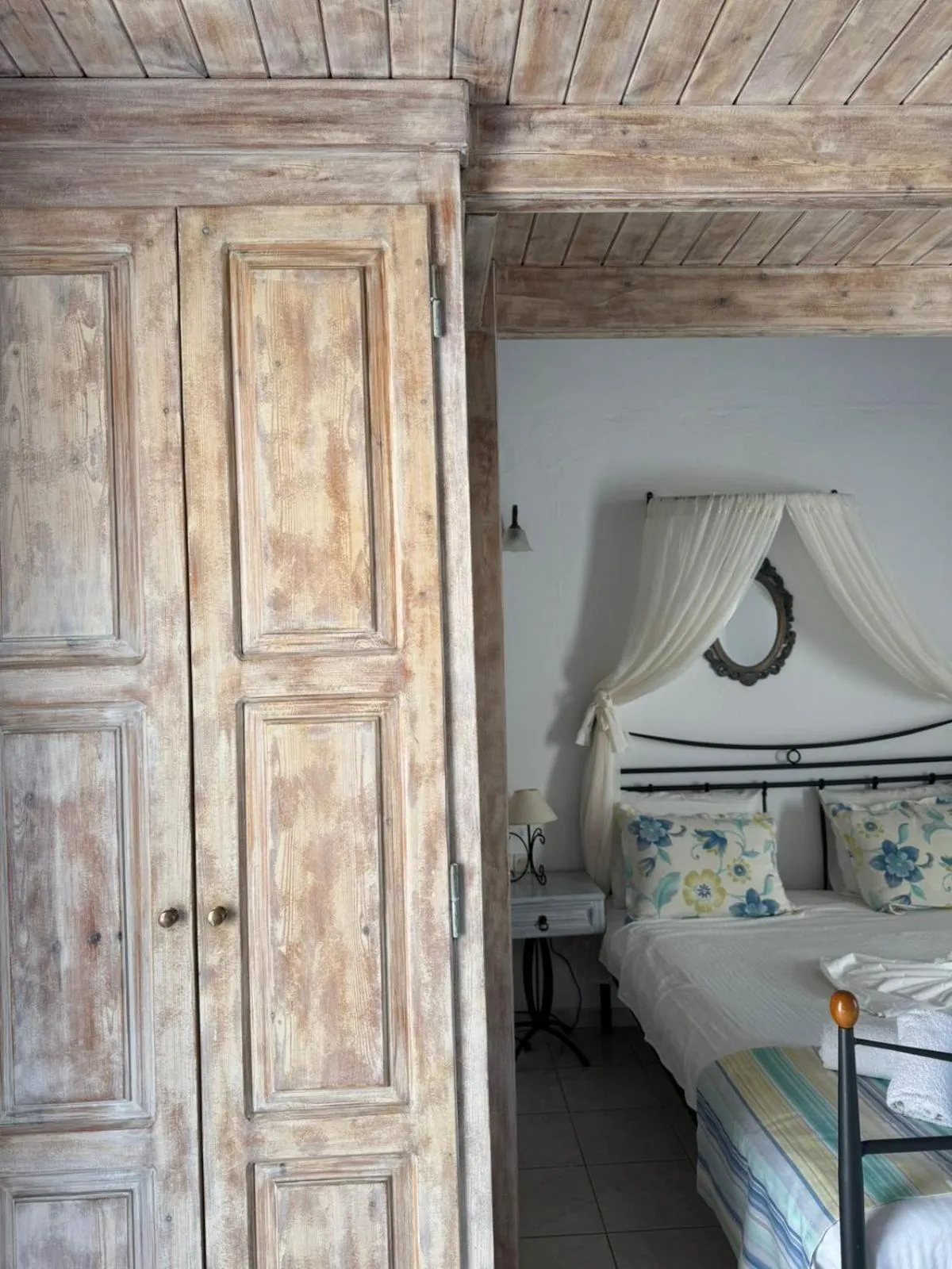 Bed in Agnadi View Villa