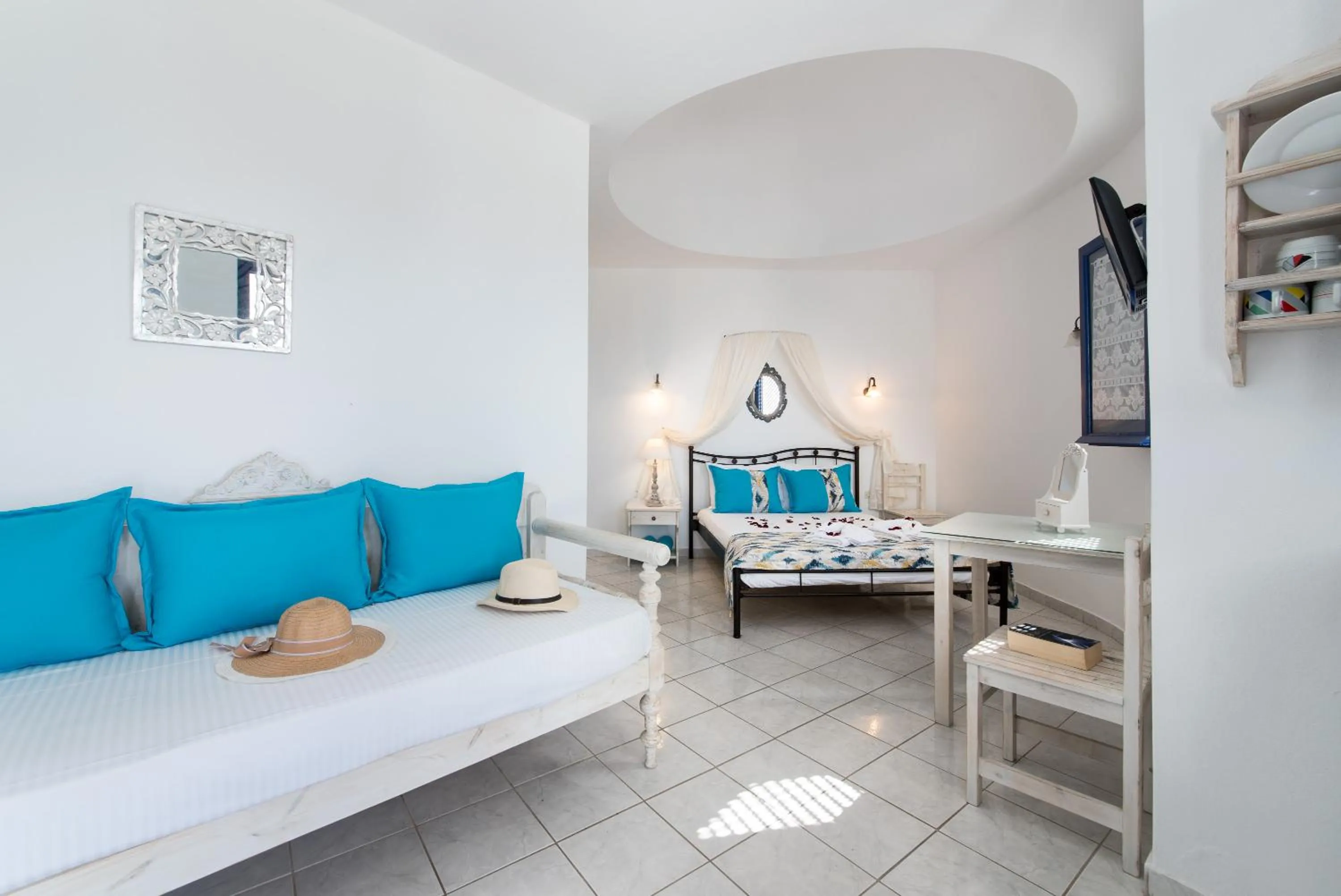 Bedroom, Bed in Agnadi View Villa