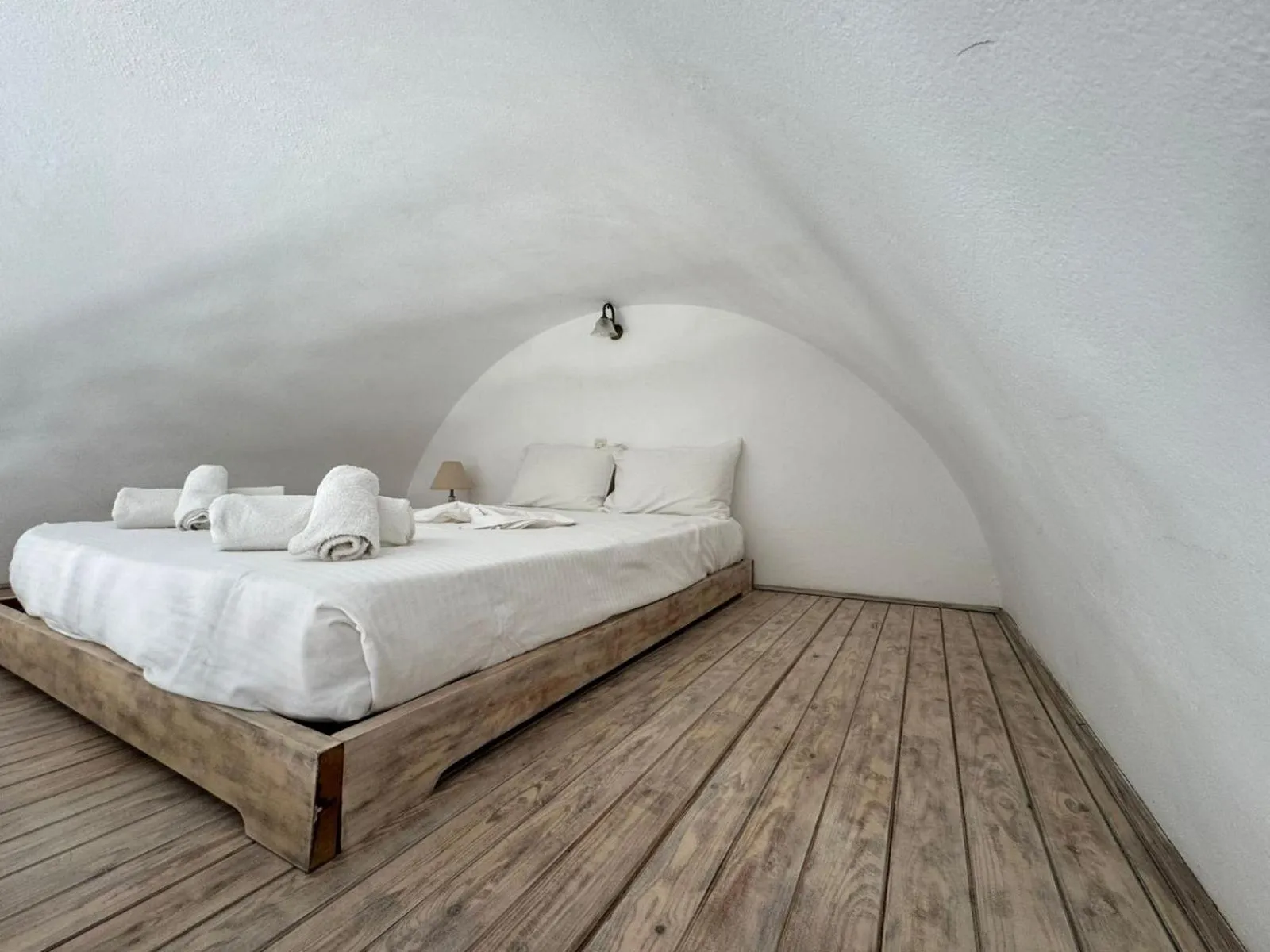 Bed in Agnadi View Villa