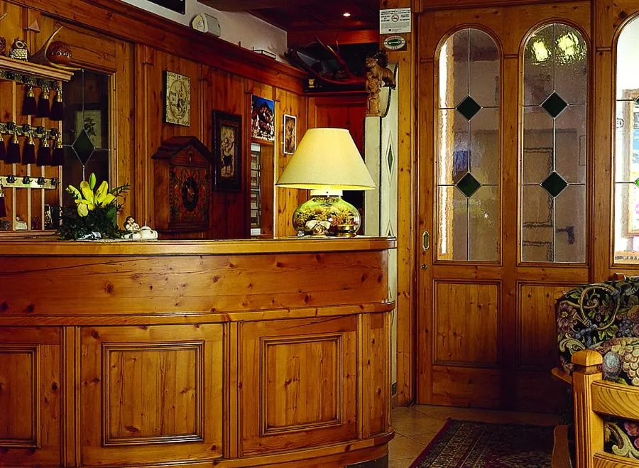 Lobby or reception in Hotel Garnì La Montanara
