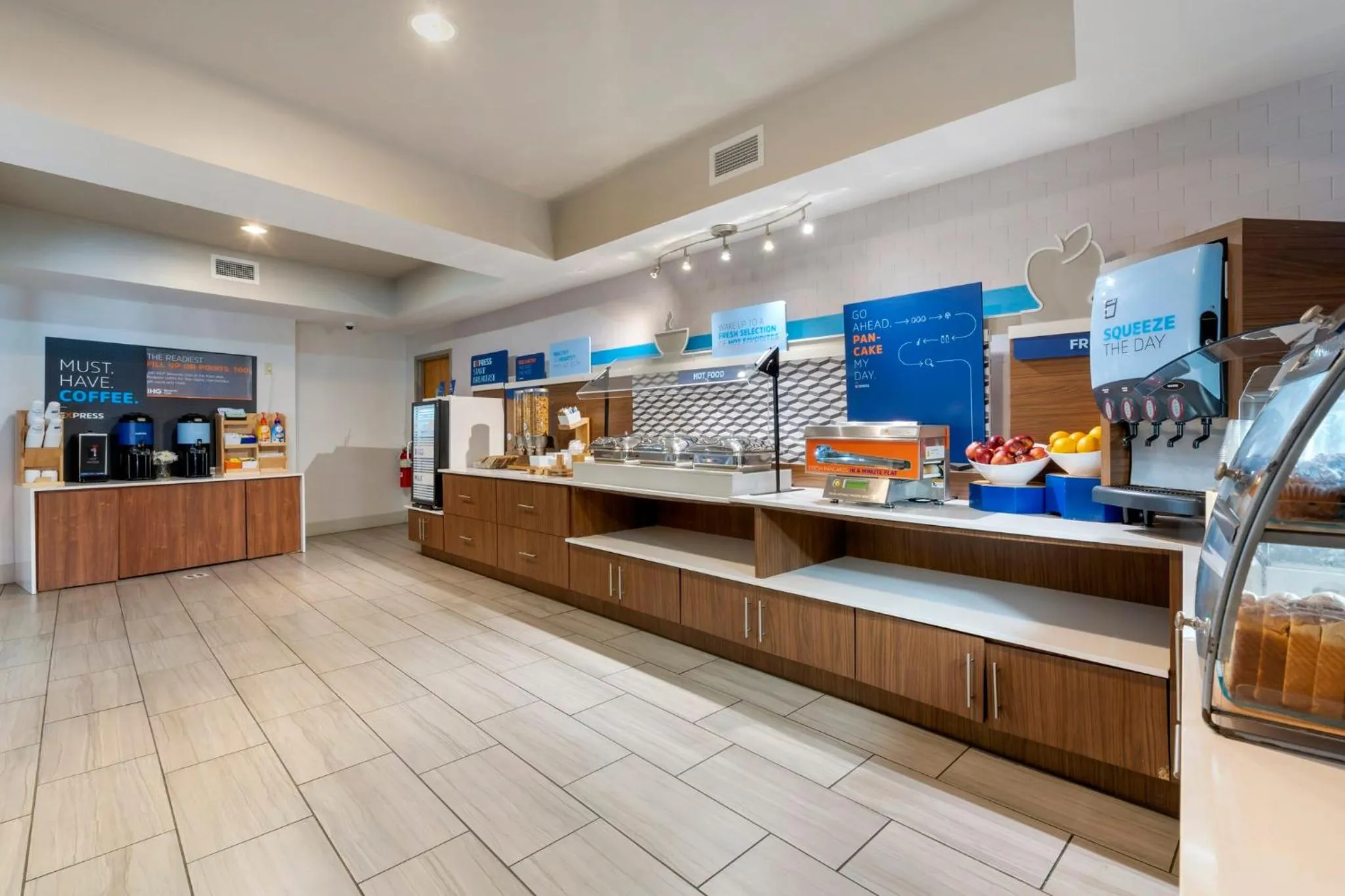 Breakfast in Holiday Inn Express Hotel & Suites - The Villages by IHG
