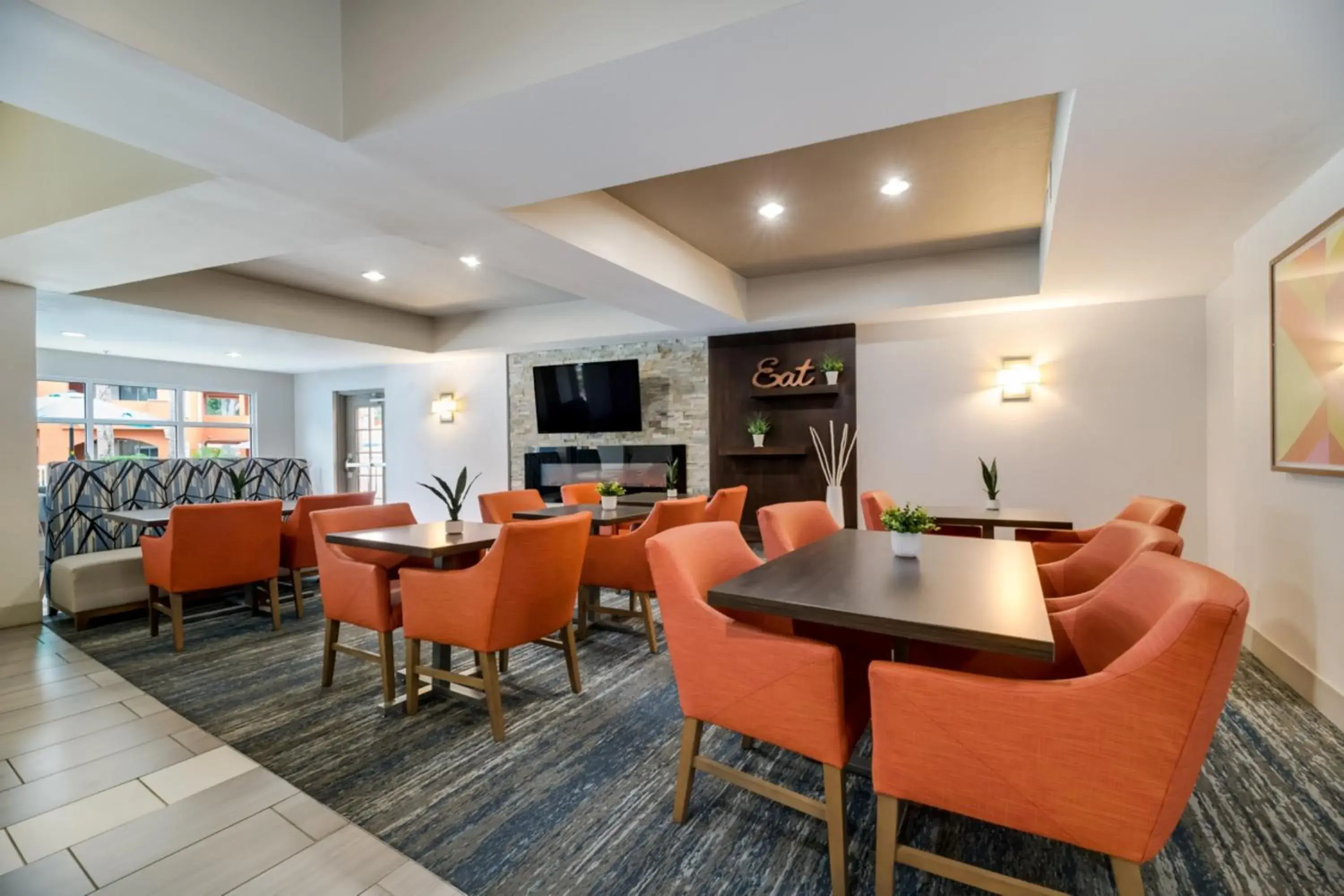 Restaurant/places to eat in Holiday Inn Express Hotel & Suites - The Villages by IHG Restaurant/places to eat in Holiday Inn Express Hotel & Suites - The Villages by IHG