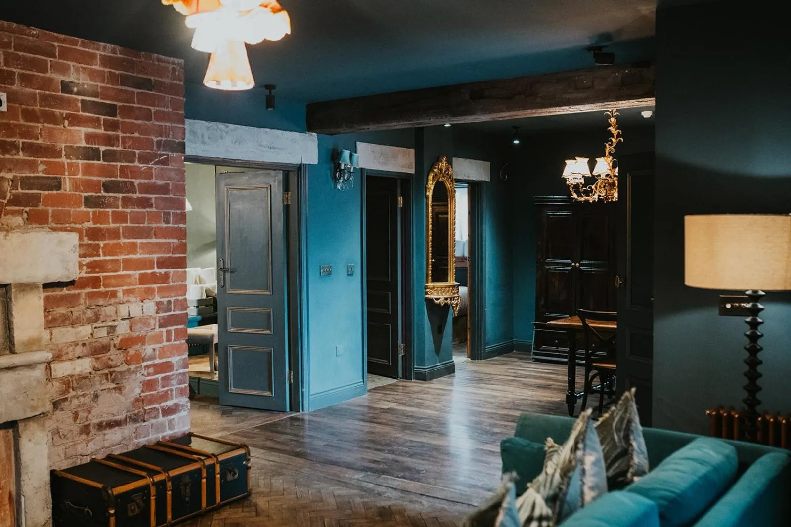 Living room in Le Petit Chateau & William de Percy