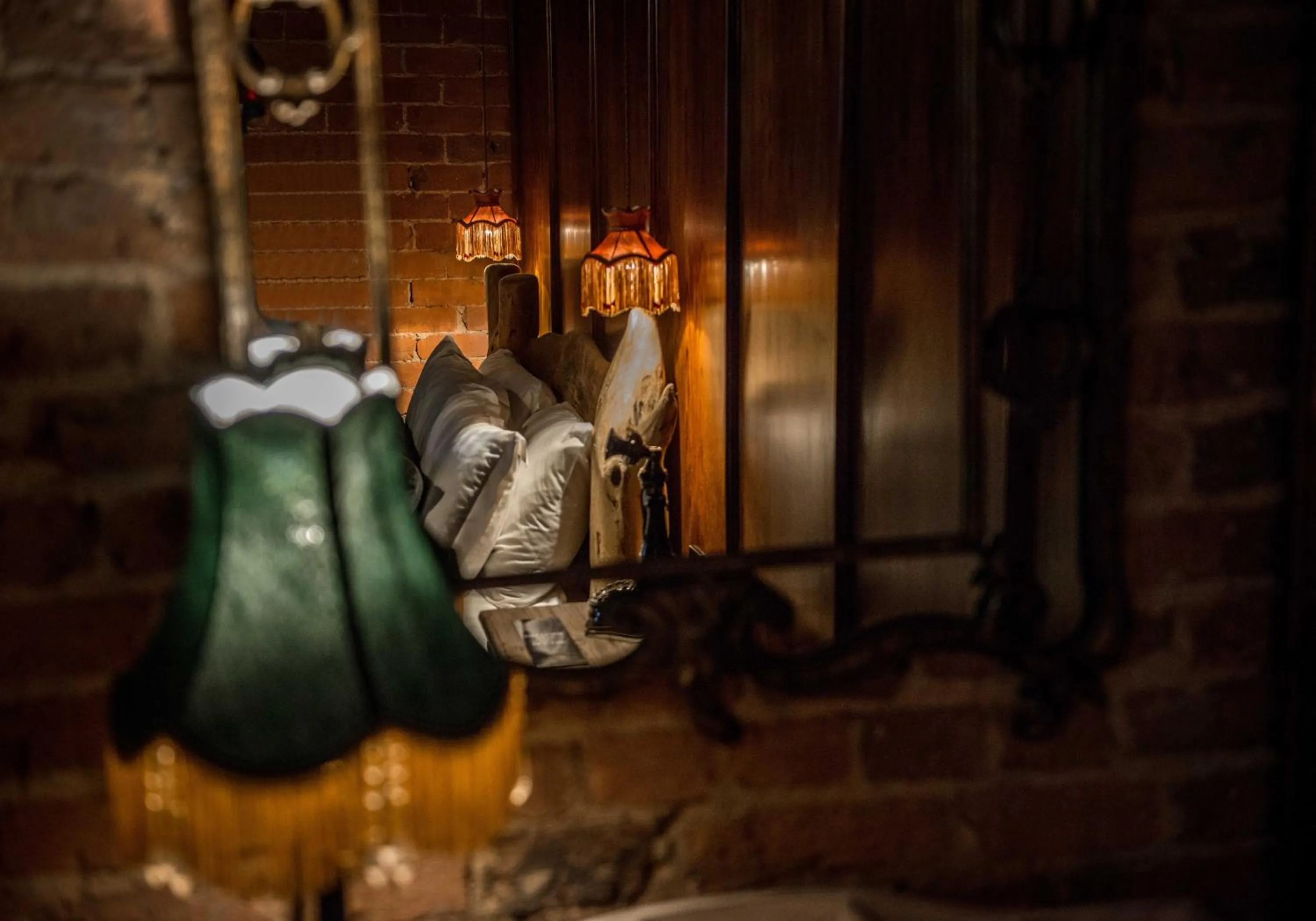 Decorative detail in Le Petit Chateau & William de Percy