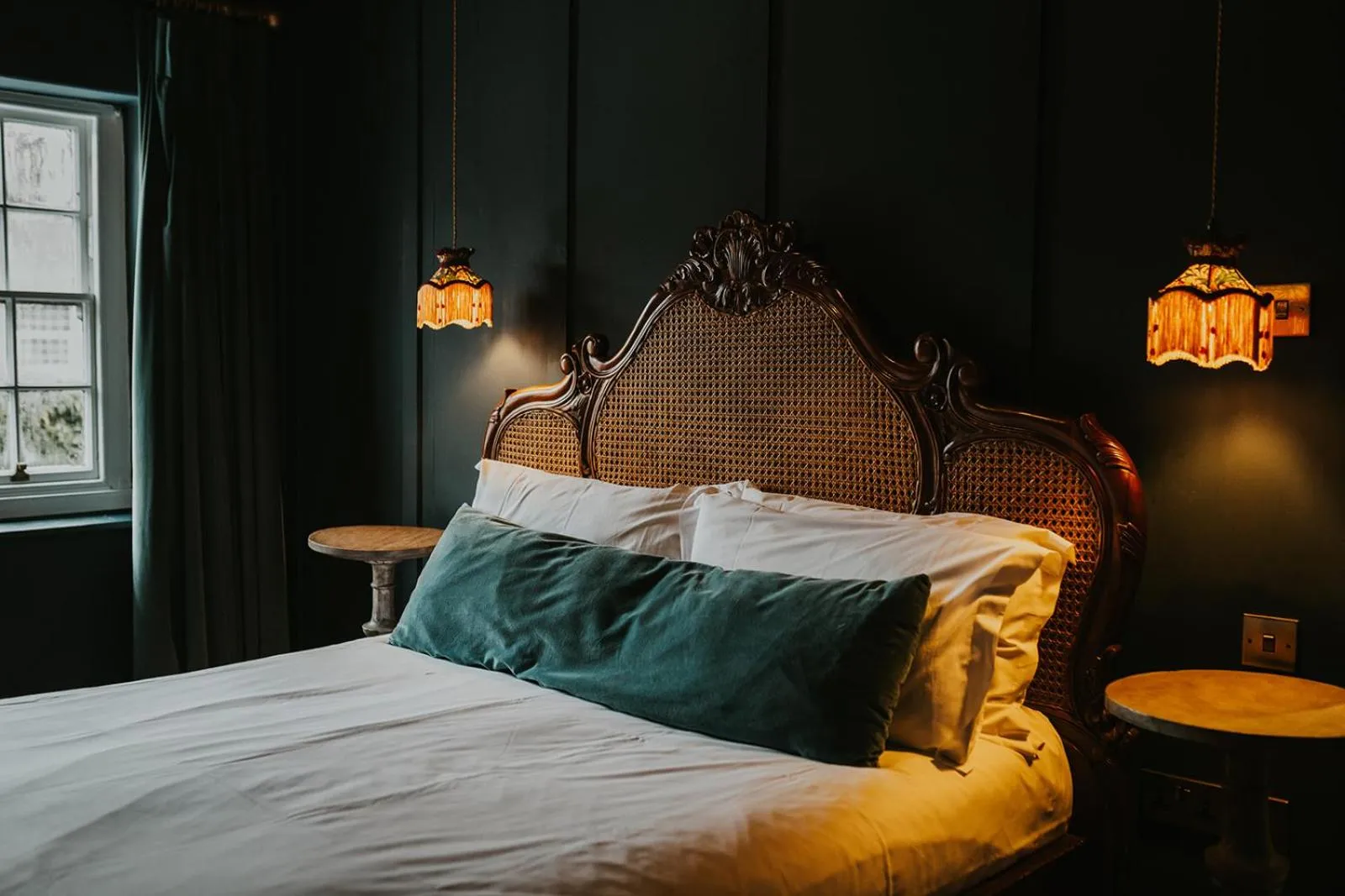 Bed in Le Petit Chateau & William de Percy