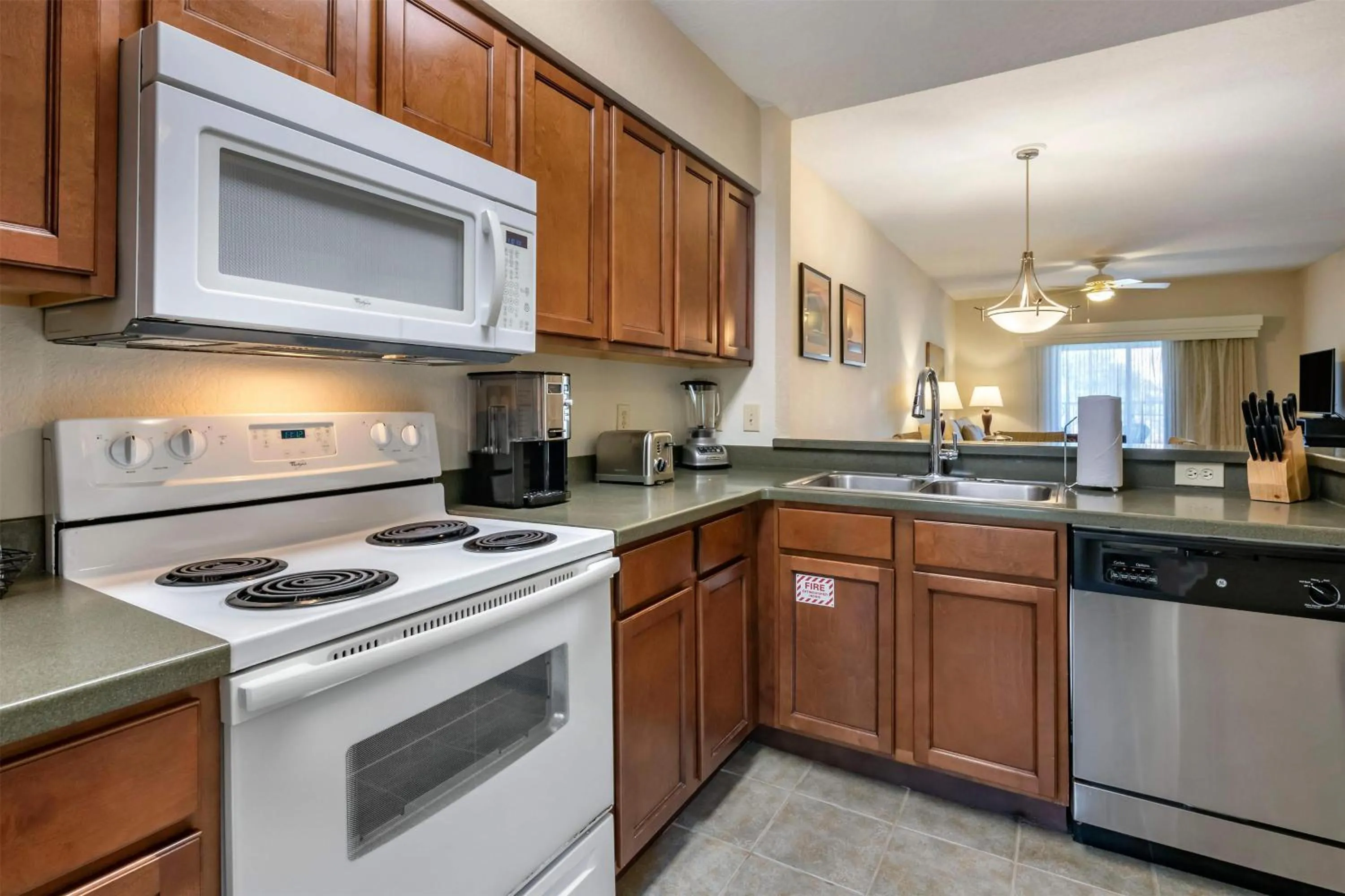Kitchen or kitchenette in Hilton Vacation Club St Augustine